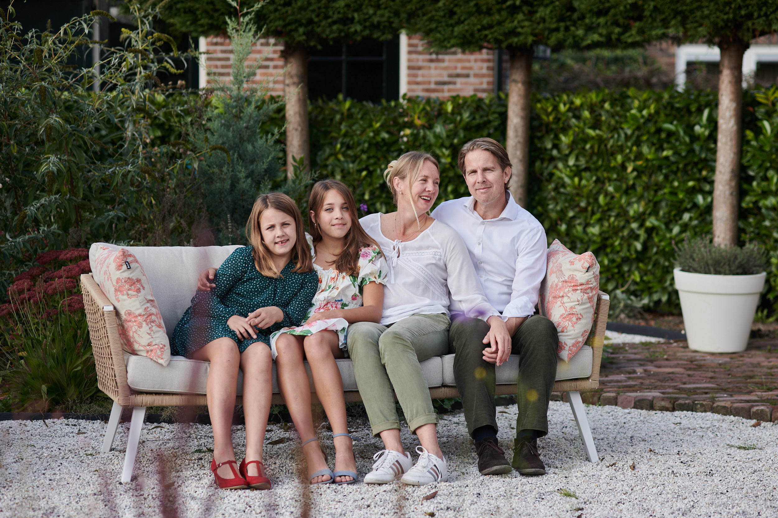 Family photo shoot in the Netherlands. Portrait and Wedding Photographer Brussels & Amsterdam