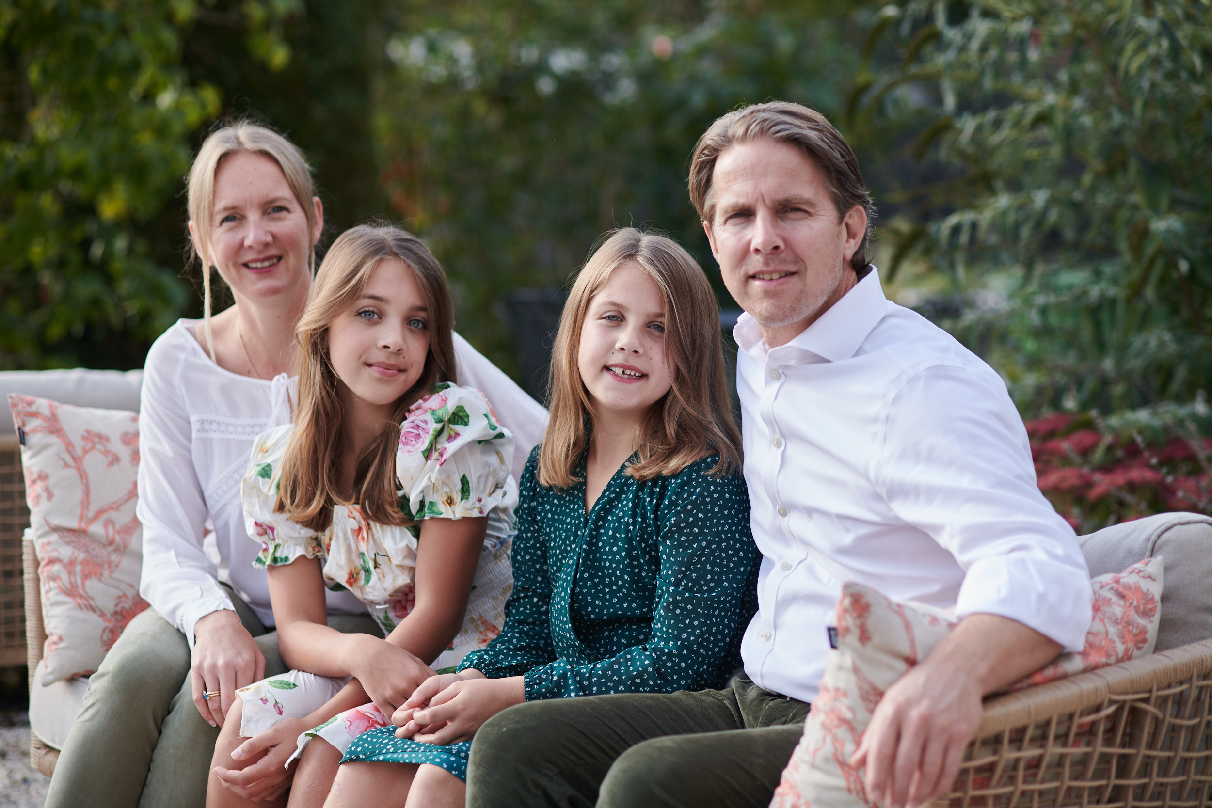 Family photo shoot in the Netherlands. Portrait and Wedding Photographer Brussels & Amsterdam