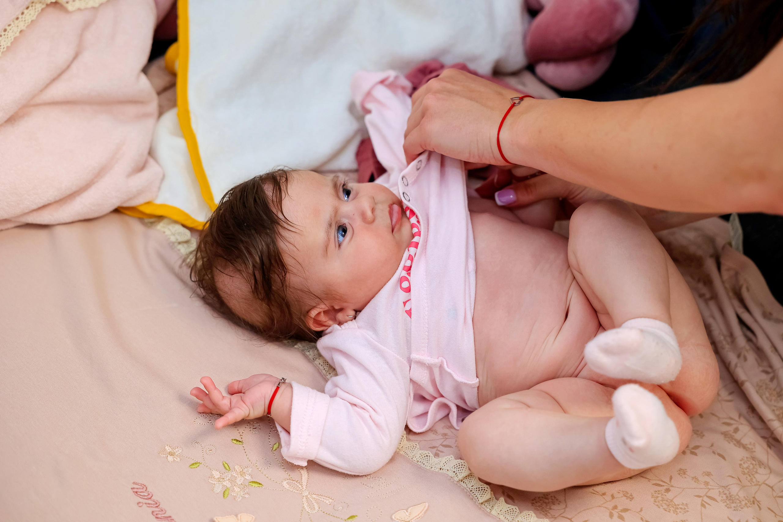 Iris Stefania. Moments By Gub