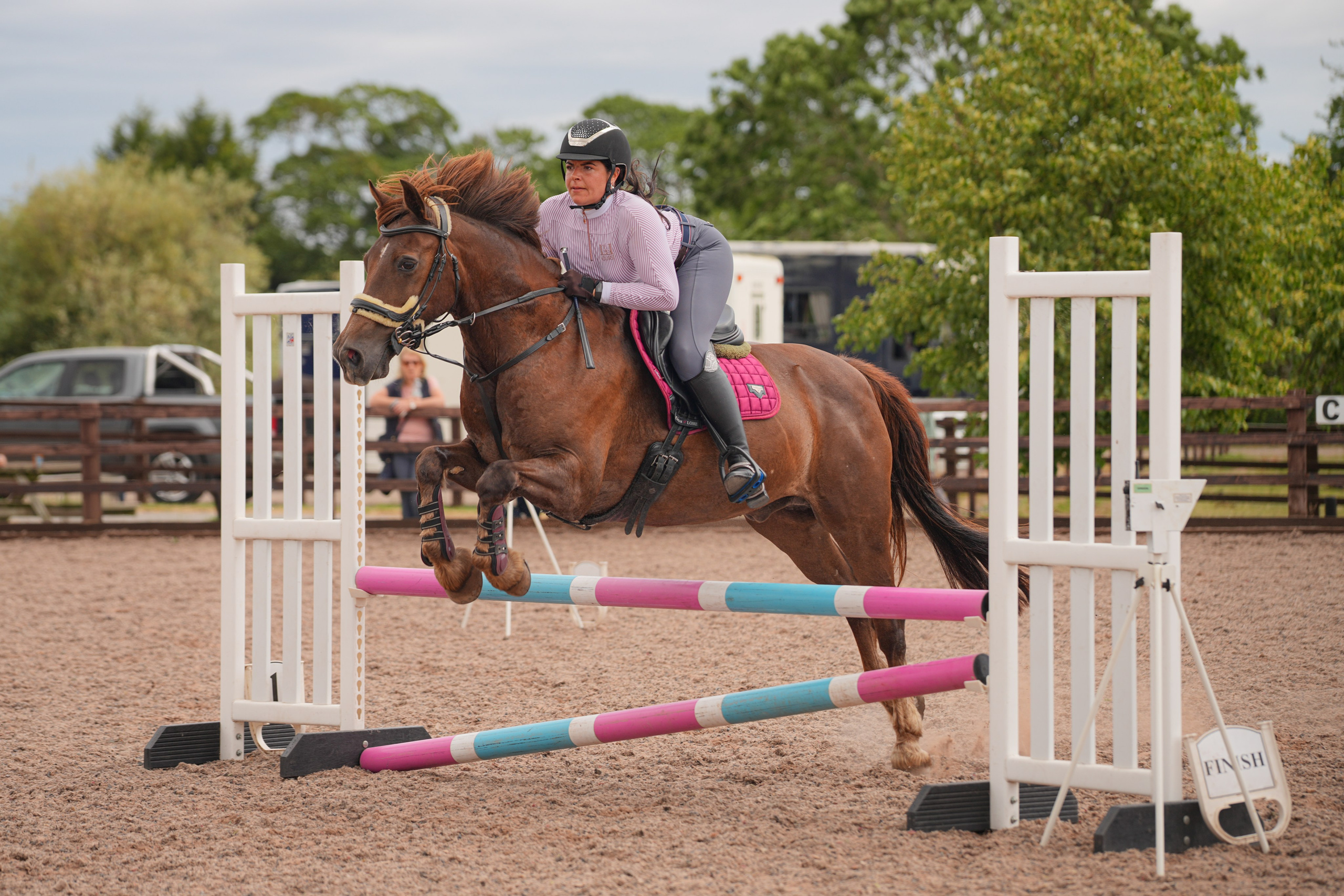Show Jumping Photography in Leicestershire | Equine Action Shots by El. Leicestershire Equine Photography by El | Authentic Equine Portraits & Events