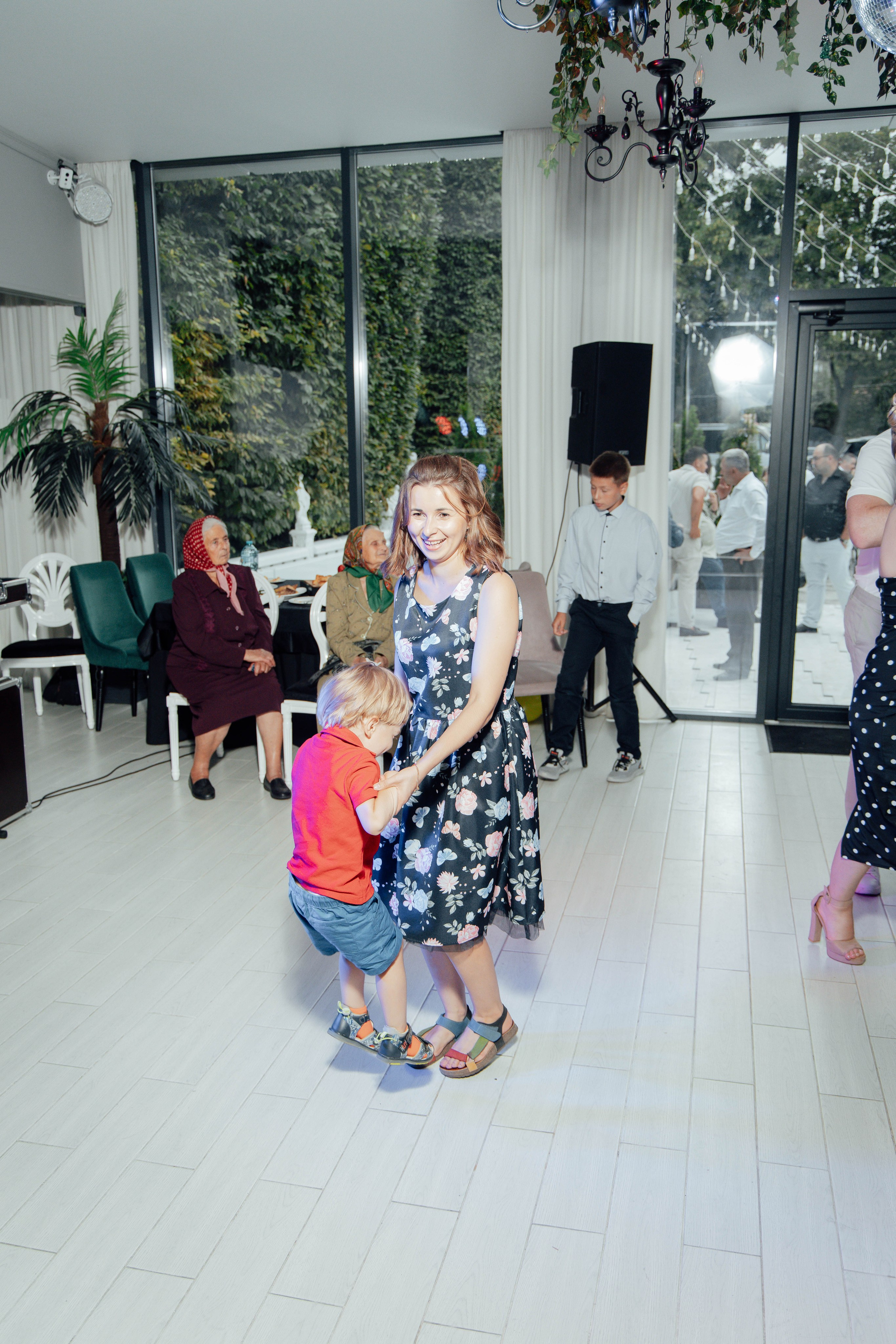 Cumetrie. Свадебный Фотограф, Детский и семейый Фотограф Молдова