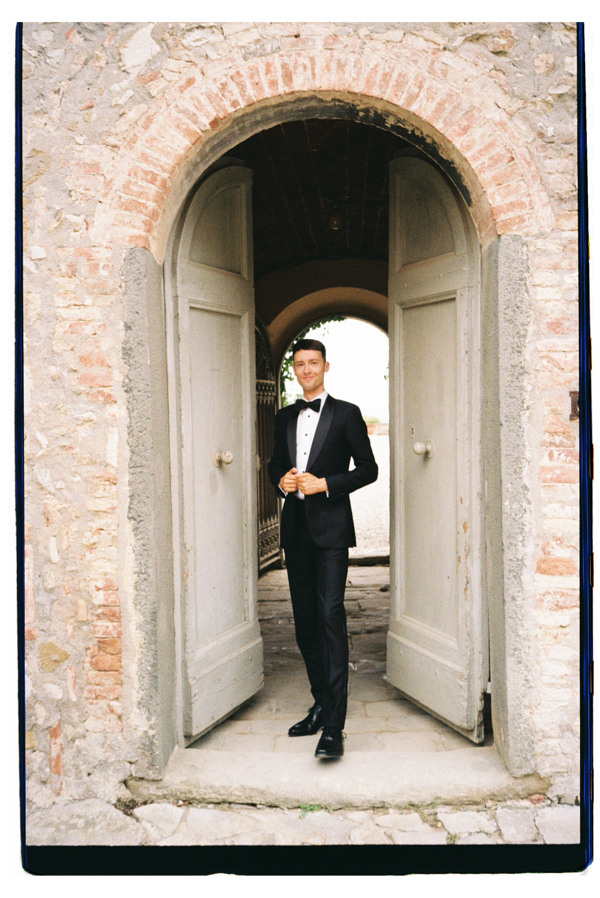 Film 35 mm. Wedding Photographer Rome Tuscany Como Sicily Puglia Amalfy Italy- Oksana Savenchuk