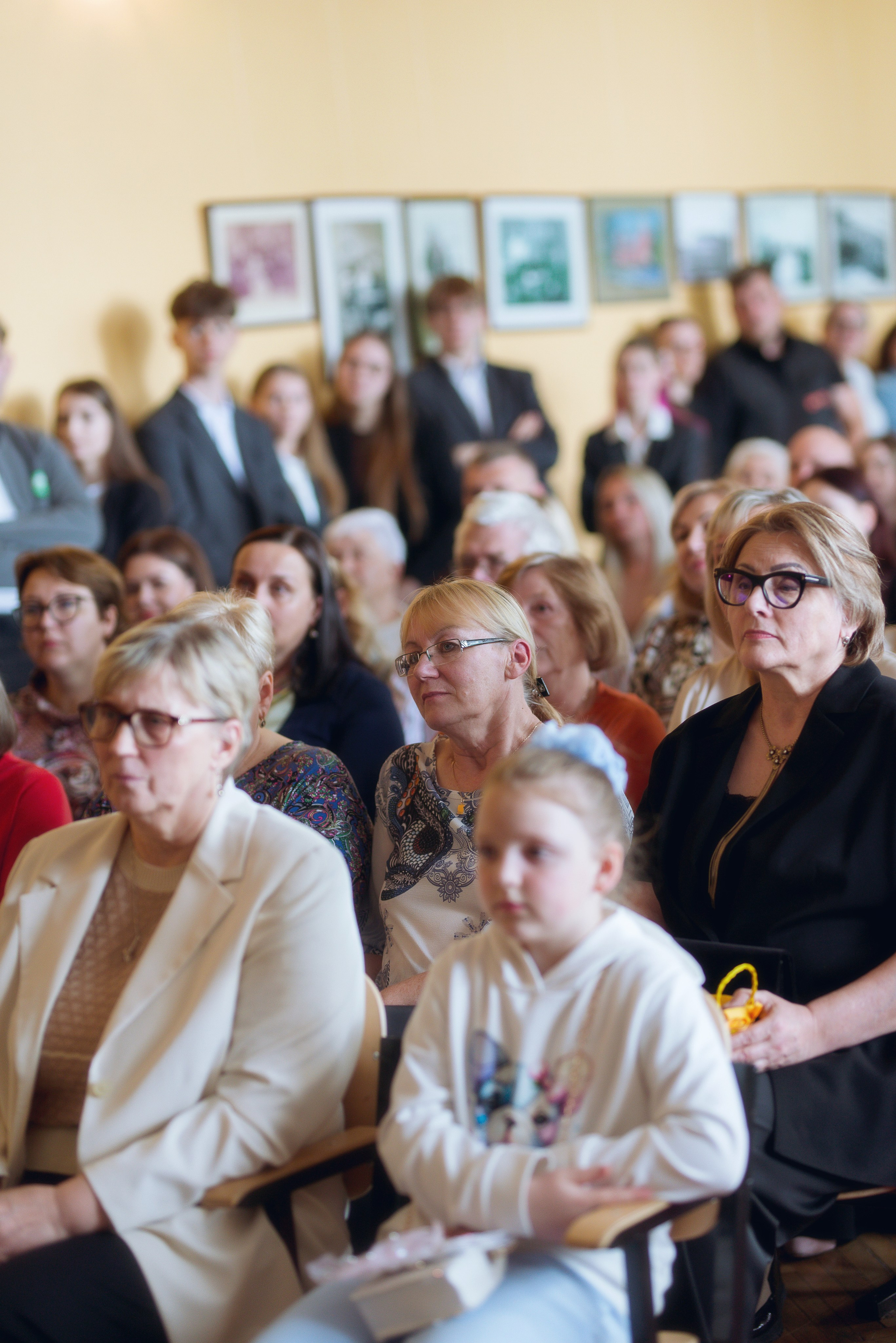 Paskutinis skambutis Joniškėlyje. Vestuvių fotografė Santa Jonuškė | Šiaulių apskritis, Panevėžio apskritis ir visa Lietuva