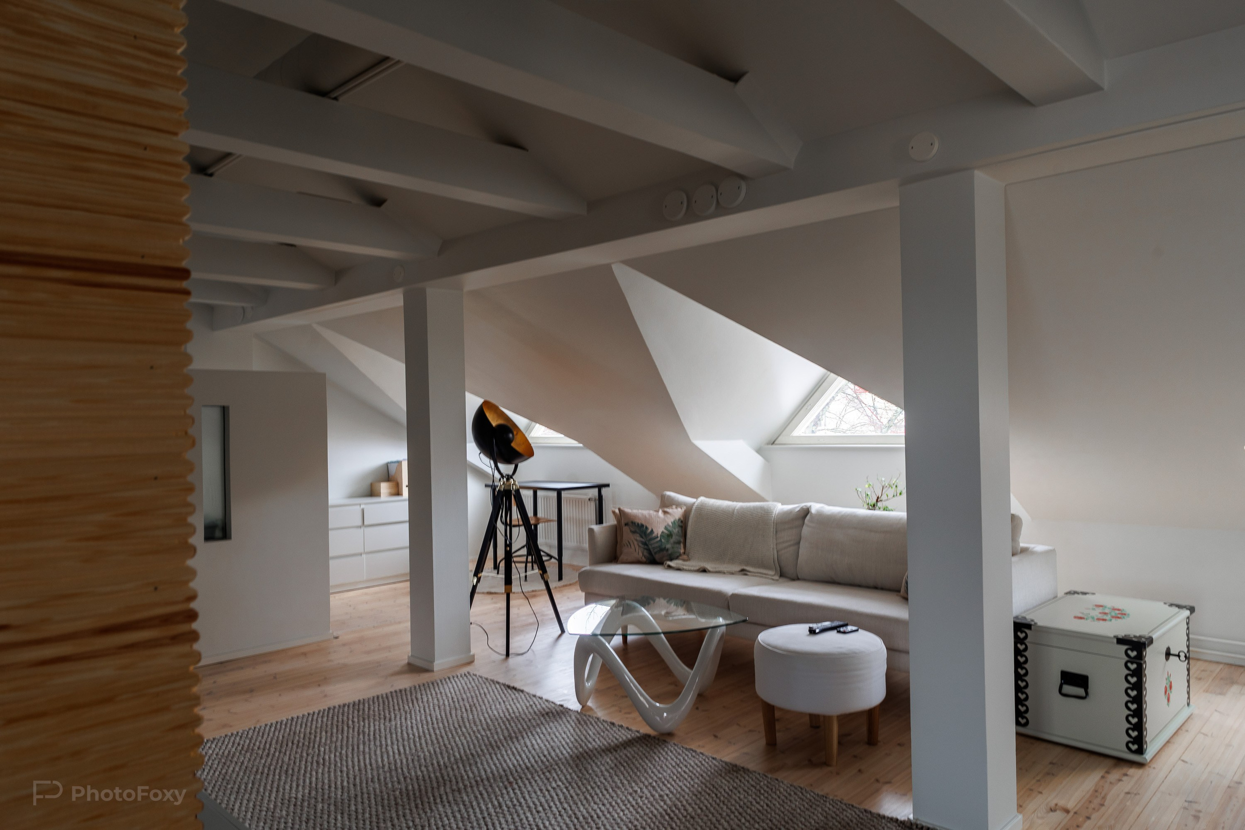 Ullakkoasunto. Valokuvaaja Lahti, Helsinki Elena Salonen