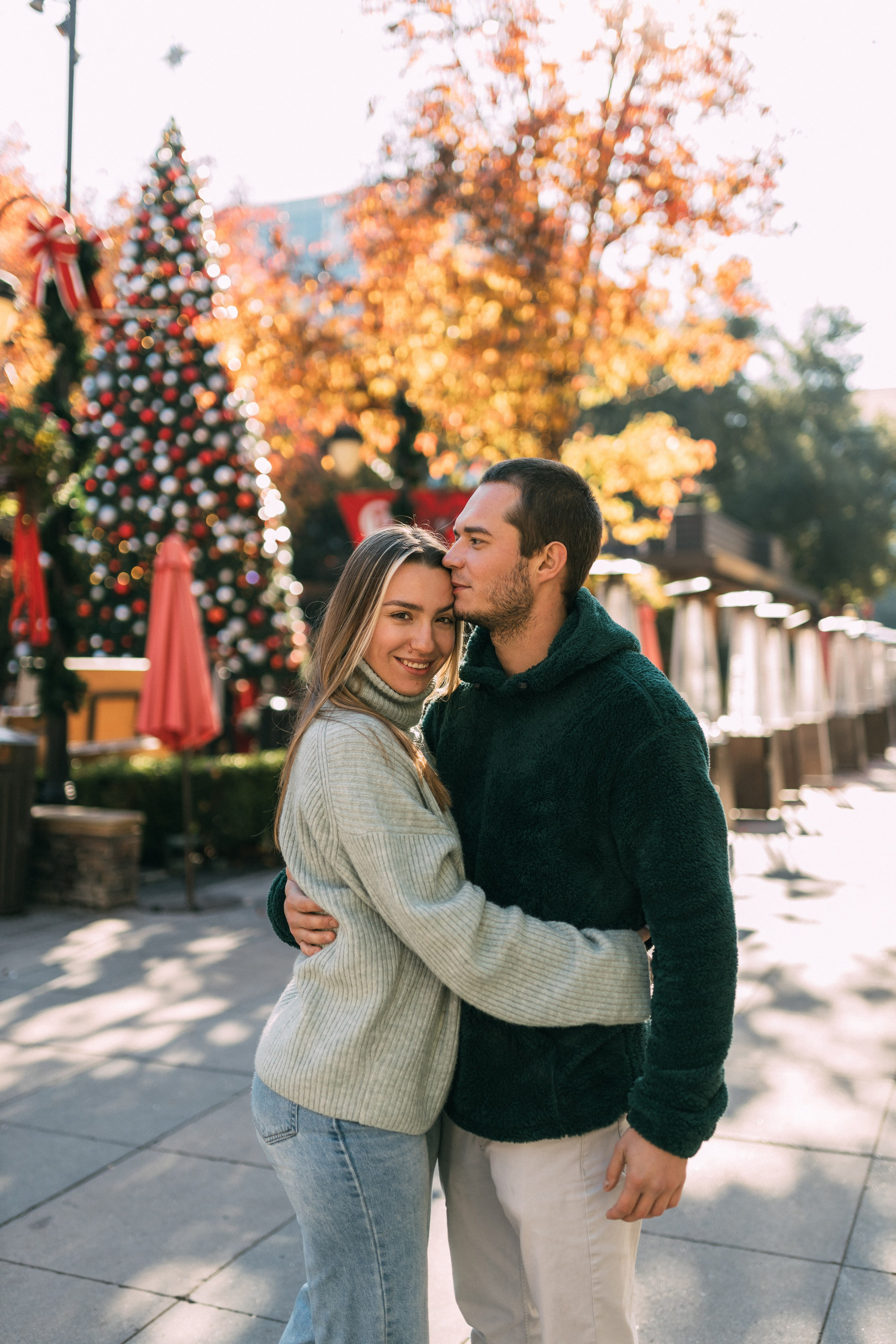 Christmas Santana Row. Maternity, newborn photographer in the Bay Area|Iryna Rakivnenko
