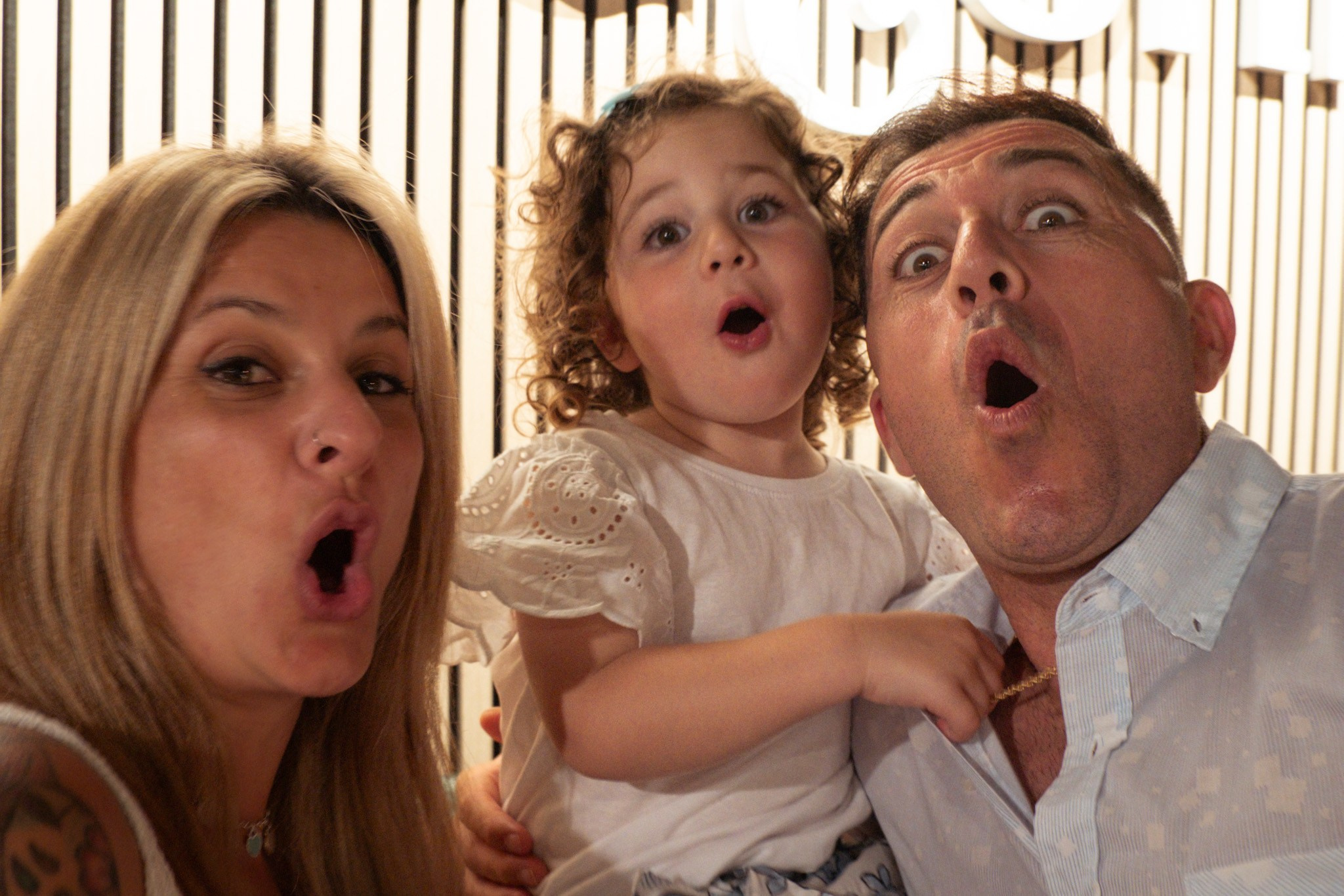 Sesión familiar en la playa. Fotografía profesional en Calafell - Elena Medvedeva