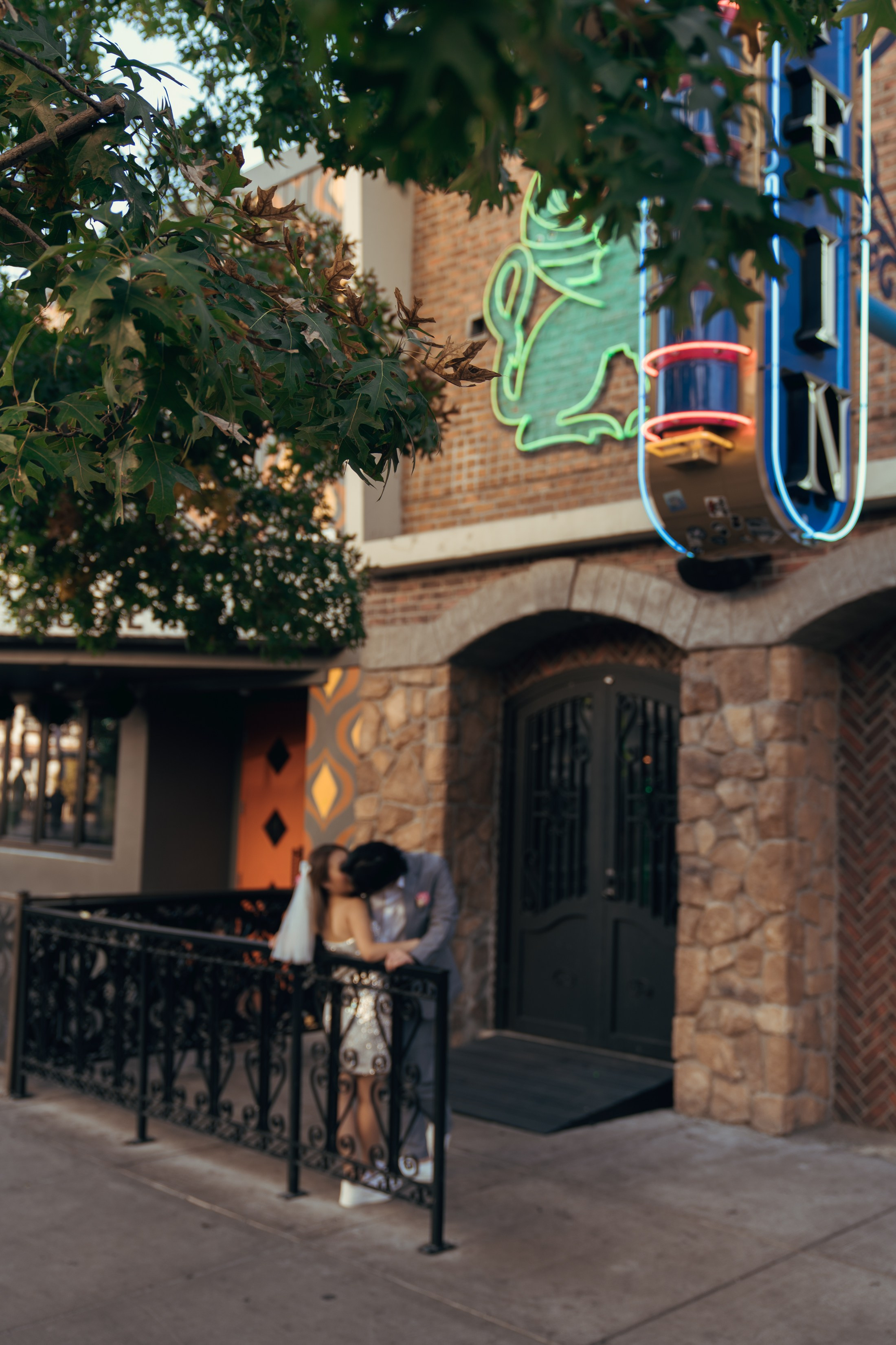 Yee Po& Jit. Wedding & elopement photographer Viktoriya Kravtsov. Las Vegas