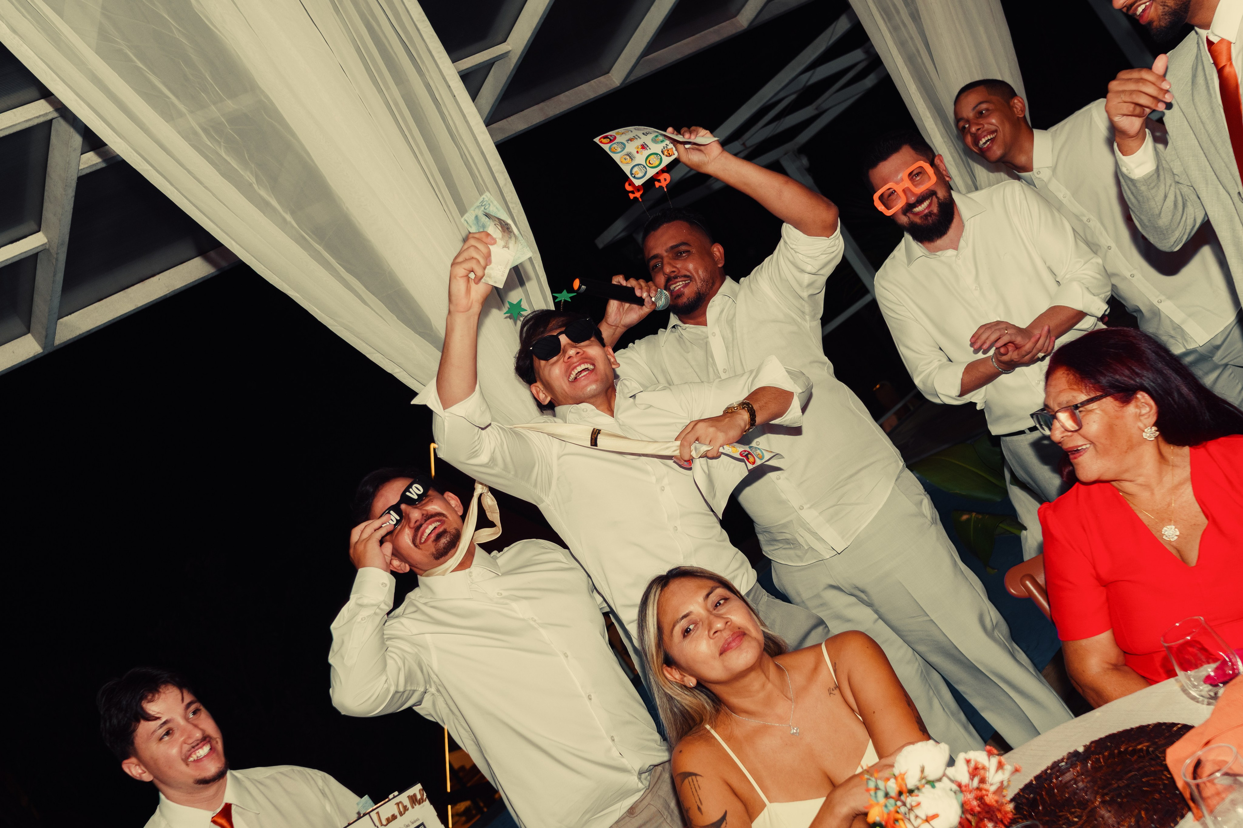Mirela e Kelvin. Foto e vídeo para casamentos