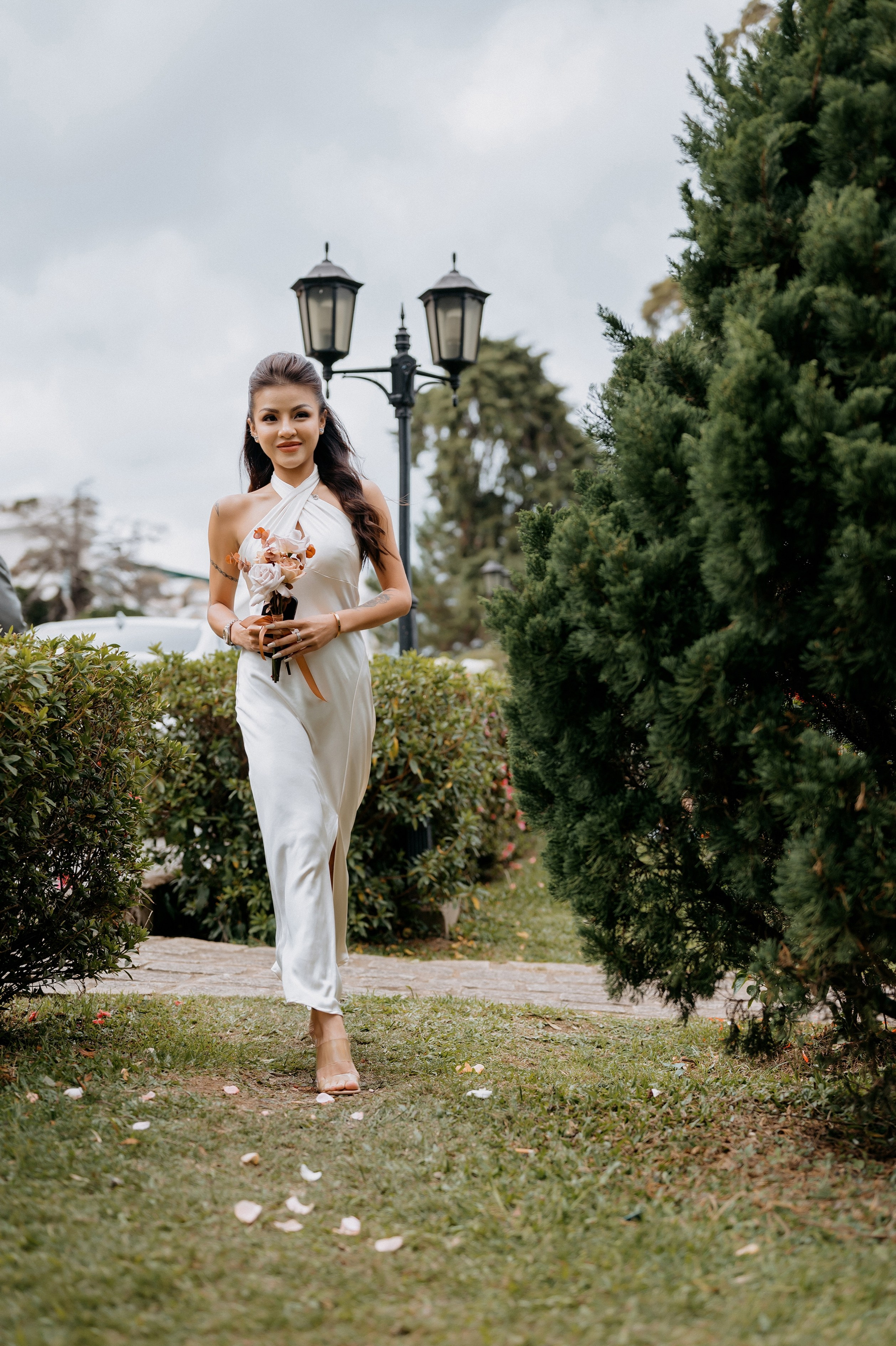 JESSE & MIMI / The Vows. Nhiếp ảnh gia đám cưới hàng đầu tại Thành Phố Hồ Chí Minh