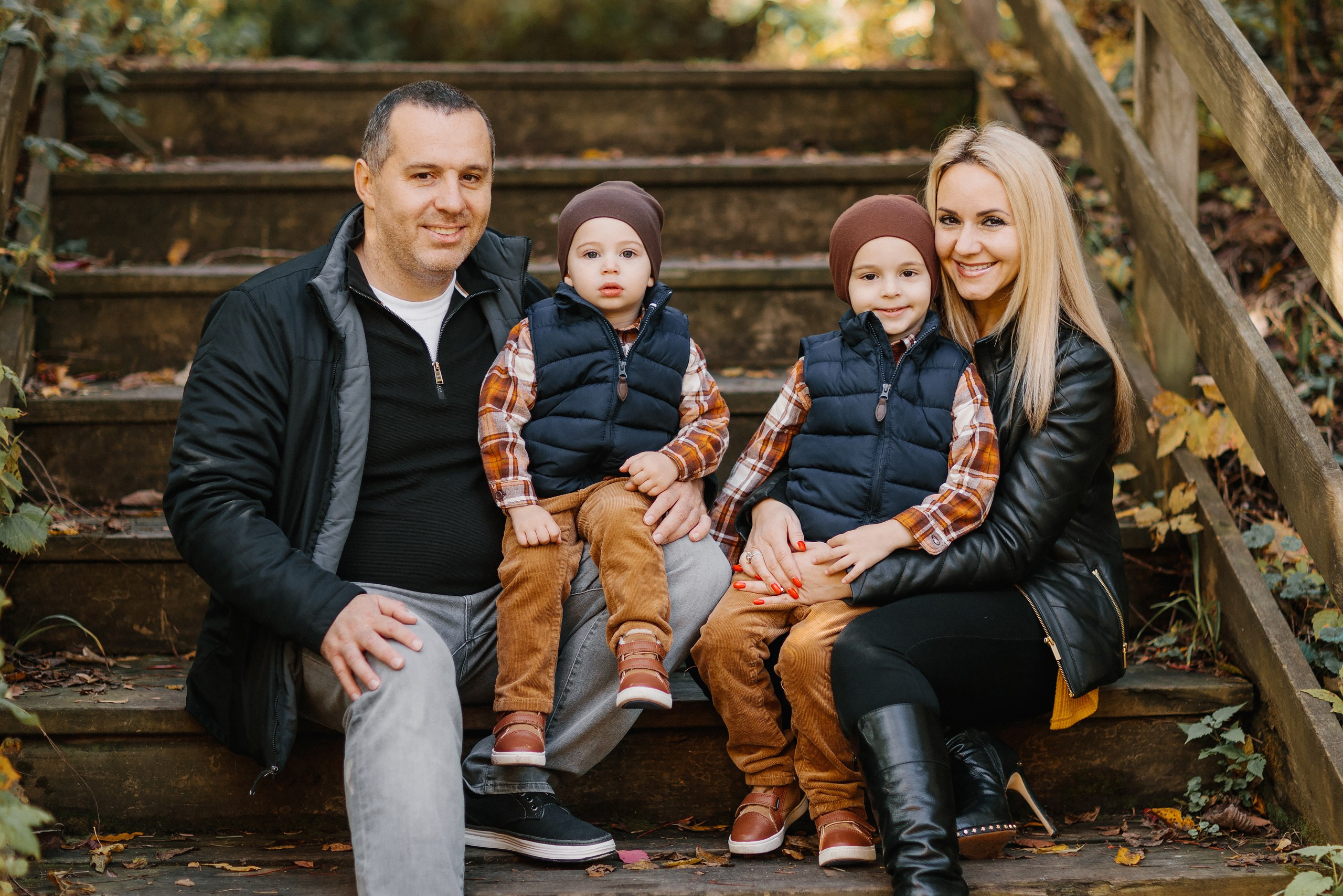 10.21.23 Family Photoshoot. Wedding family event photographer in Chicago Nick Yushevich