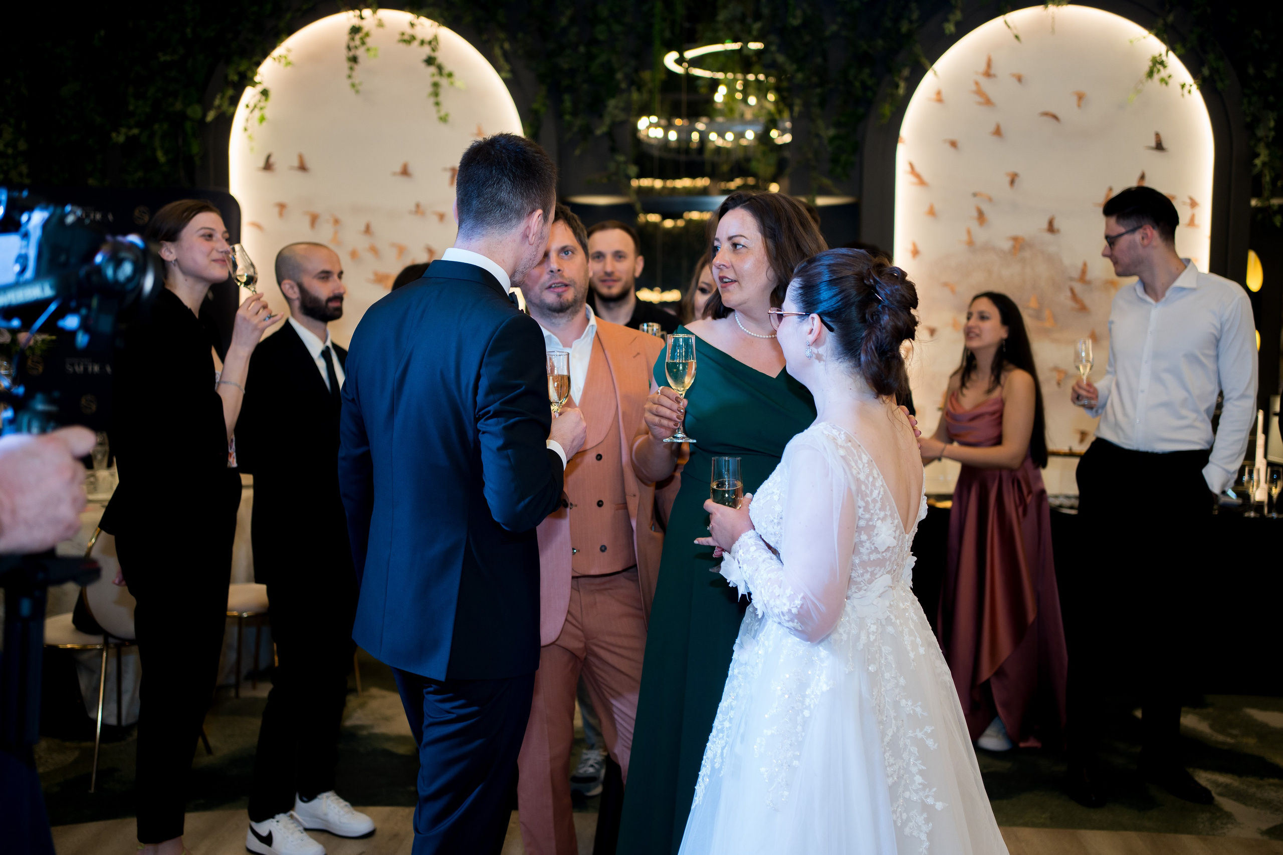 PARTY. Gabriel Florea — Fotograf nuntă București