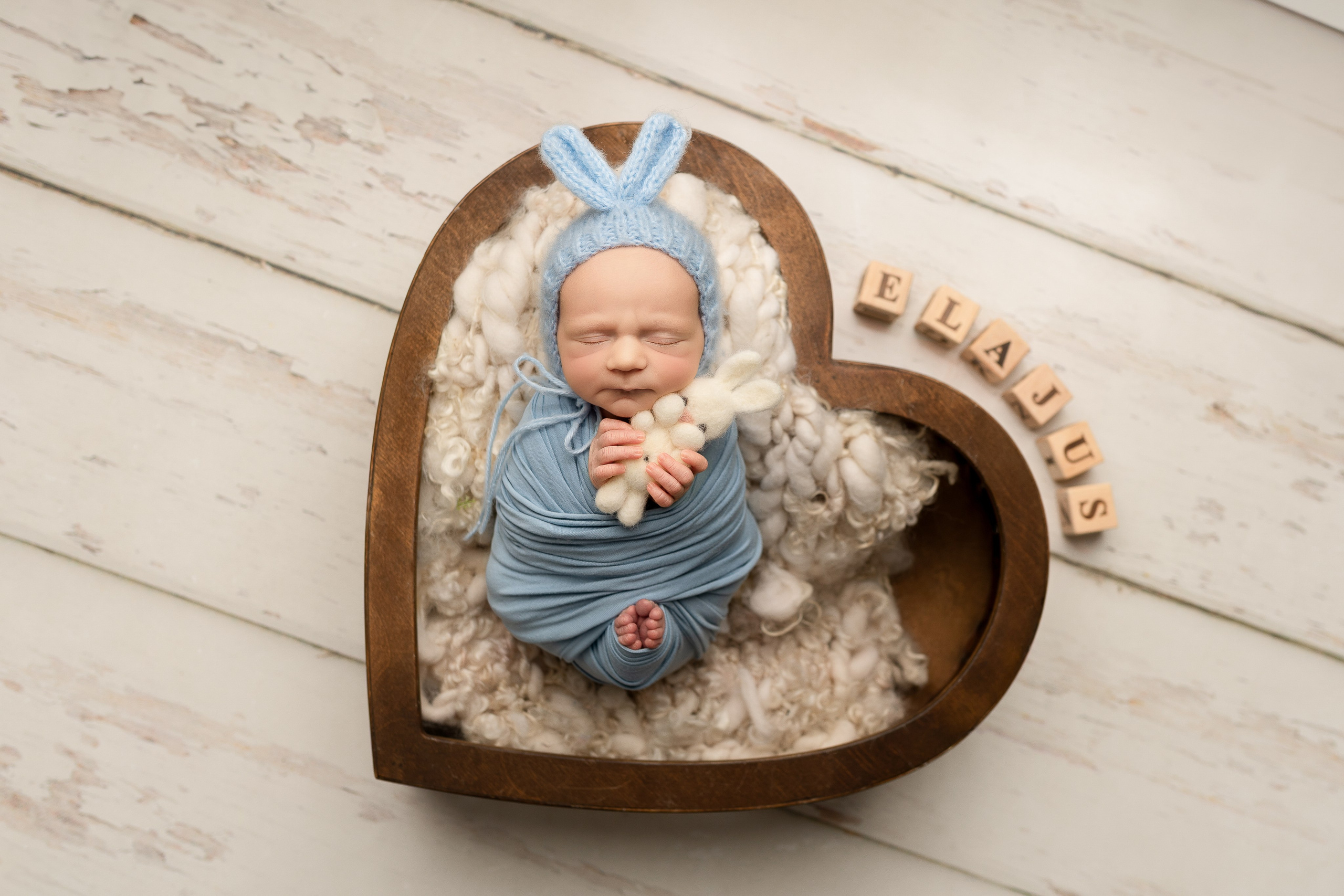 Esu Aleksandra naujagimių ir kudikių fotografė iš Vilniaus