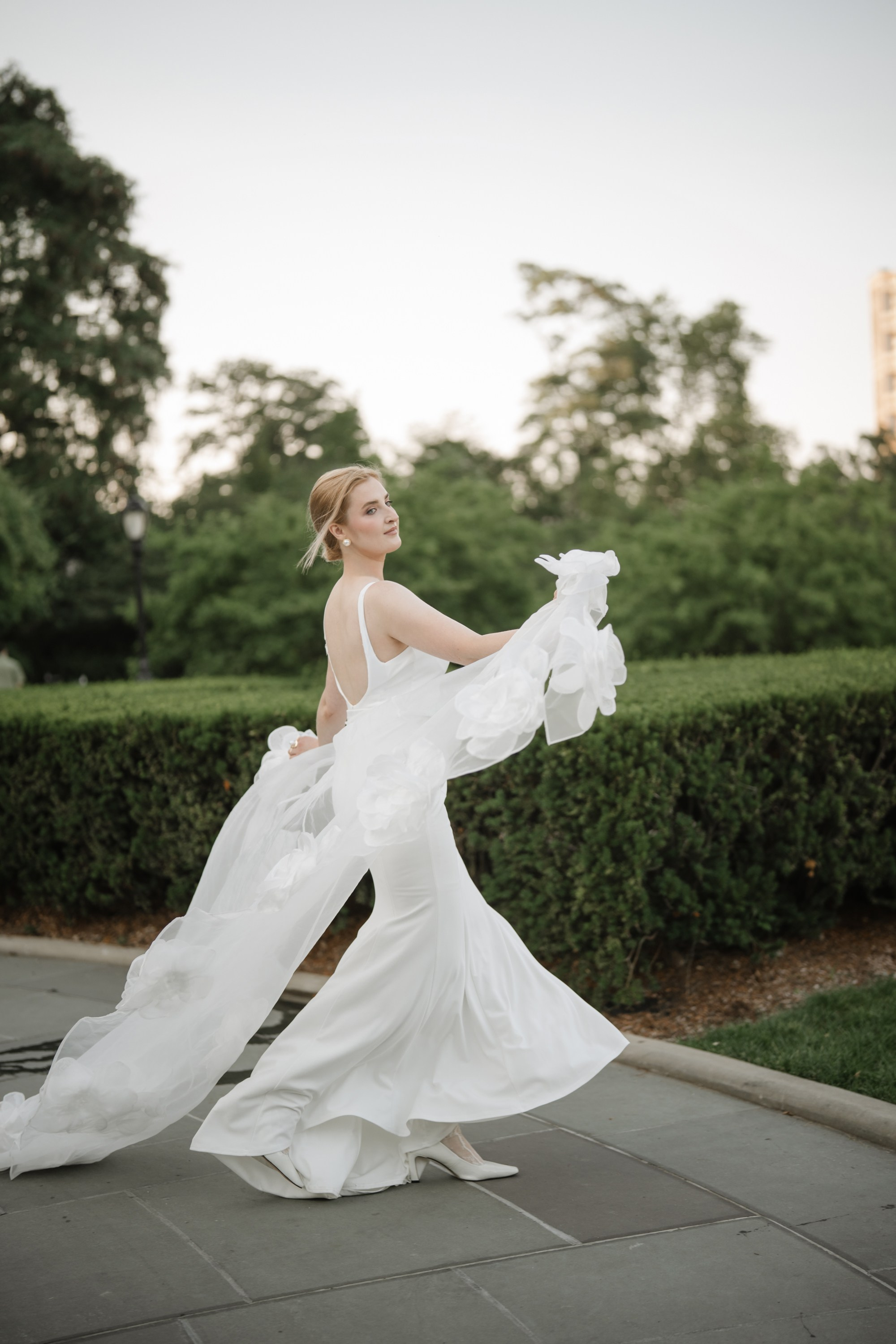 Natalie as a Runaway bride. Portrait and wedding photographer in New York