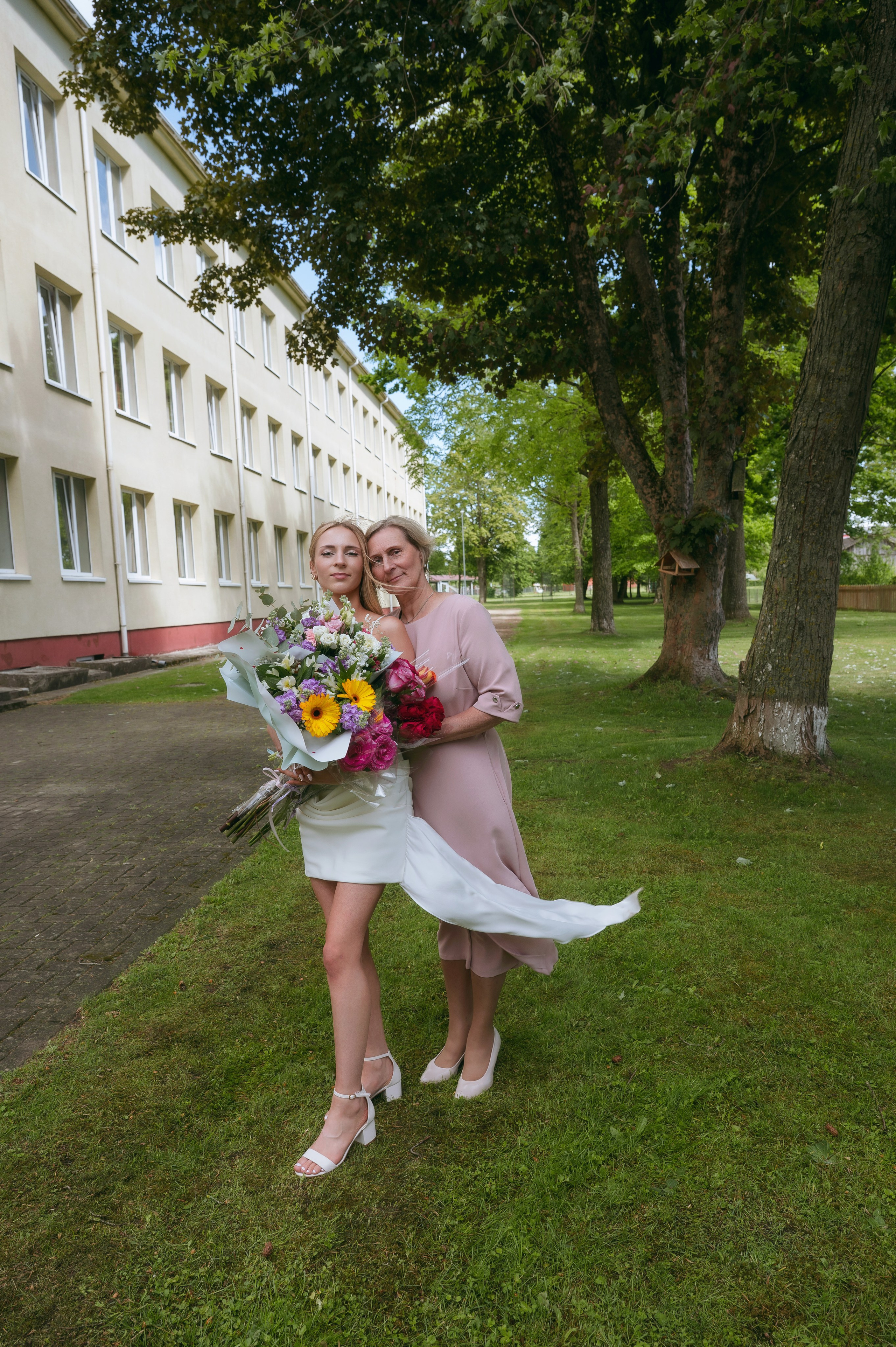 Paskutinis skambutis Joniškėlyje. Vestuvių fotografė Santa Jonuškė | Šiaulių apskritis, Panevėžio apskritis ir visa Lietuva