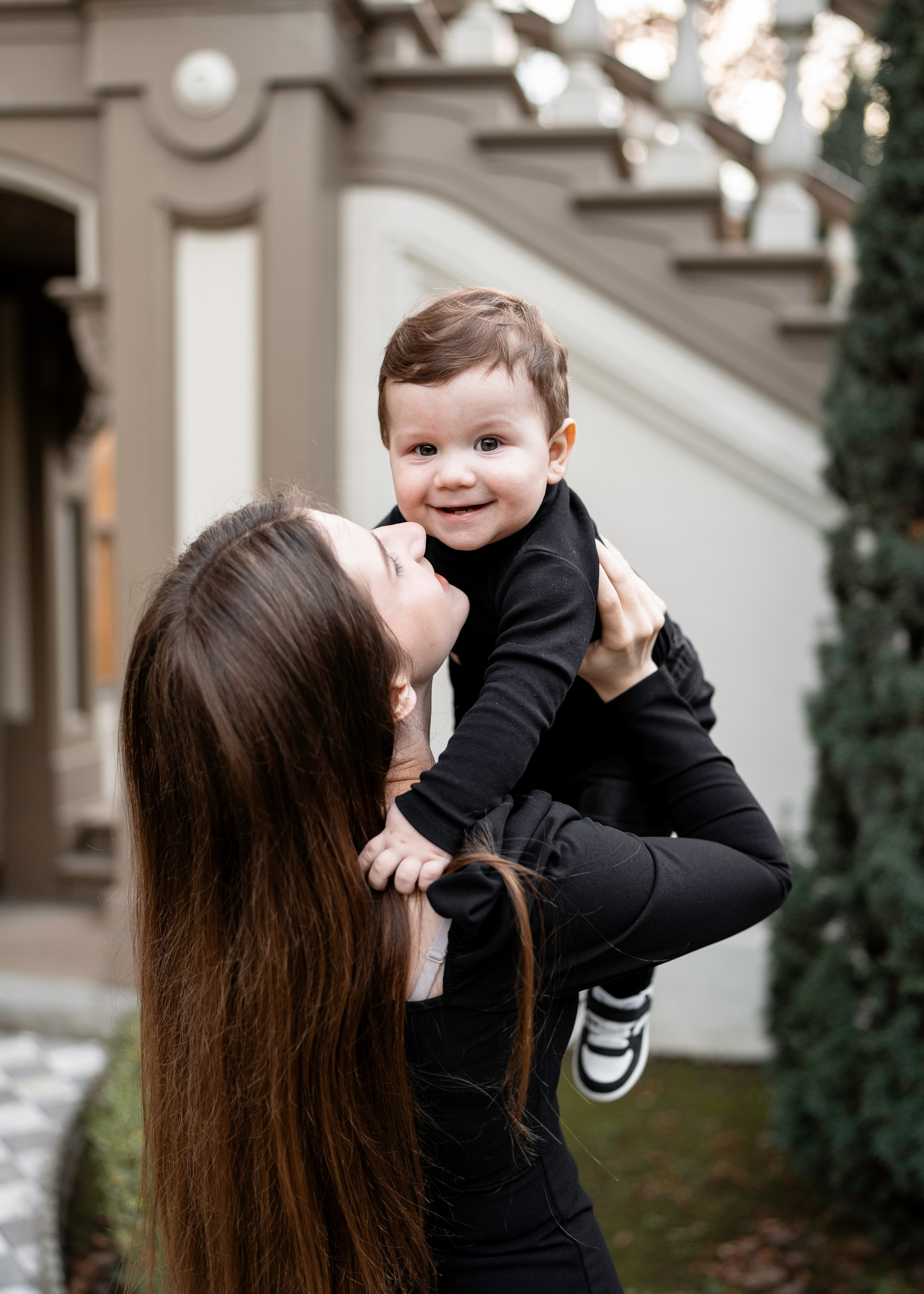 Artem, Nadia & Elisha. Family photographer in Sacramento | Sofia Pavenko