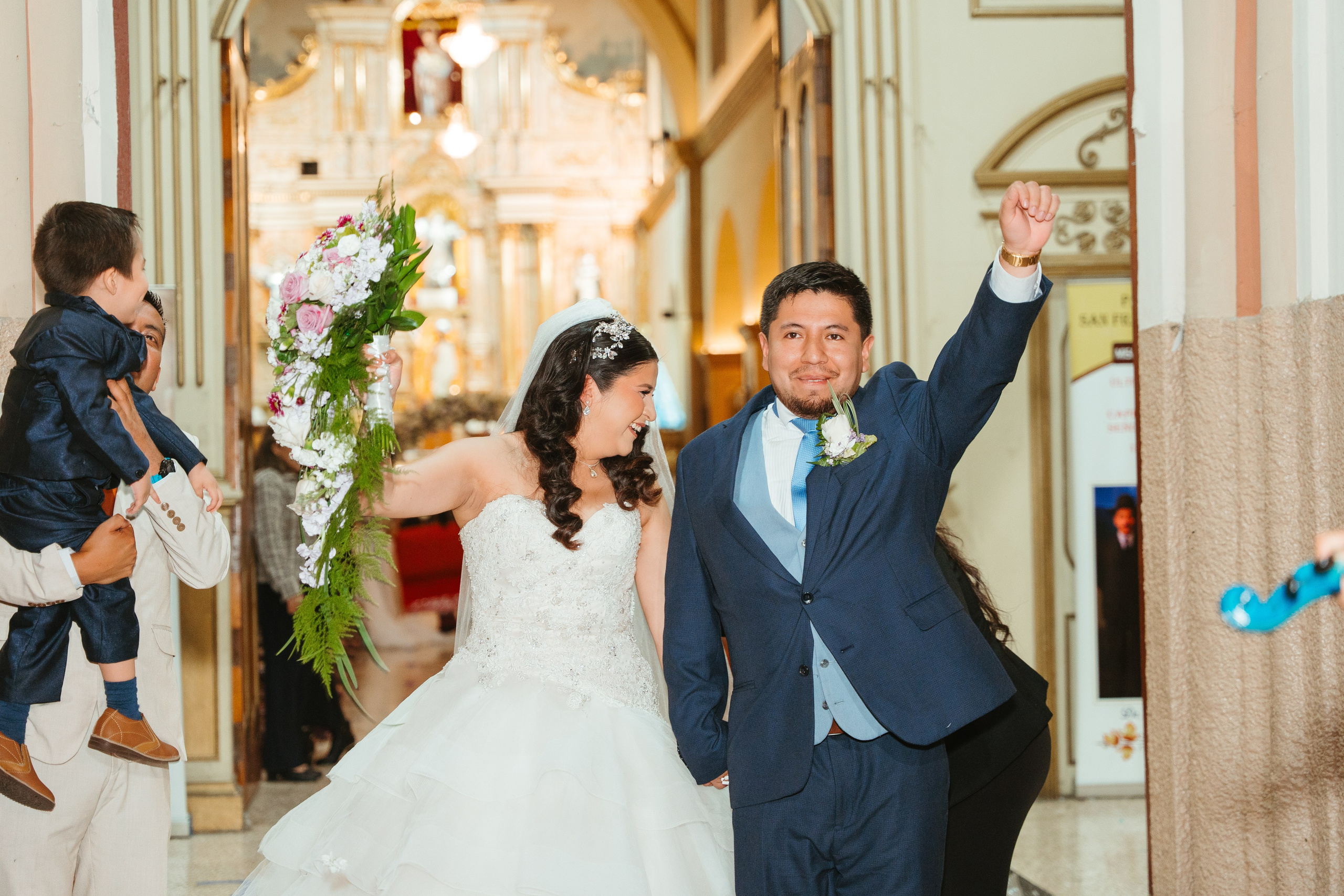 Pablo y Lizbeth. Fotógrafo de bodas en Loja Ecuador | Piero Alvarez PH