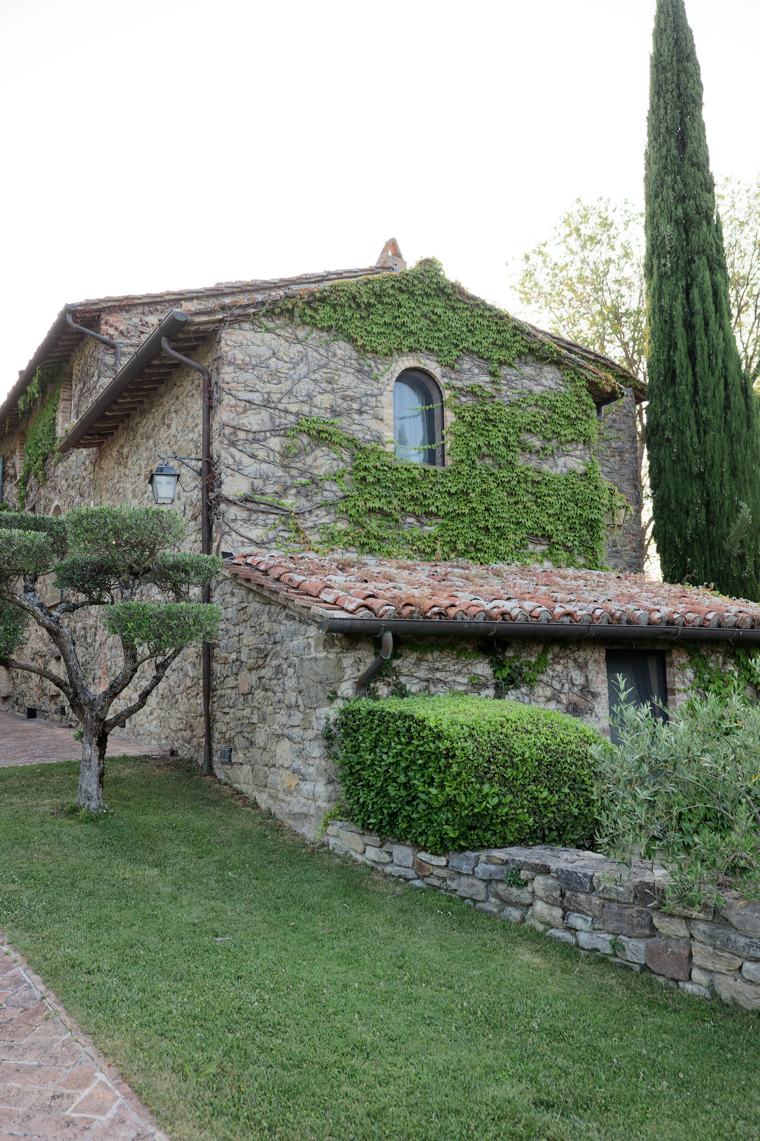 Wedding at Borgo Bastia Creti, Umbria