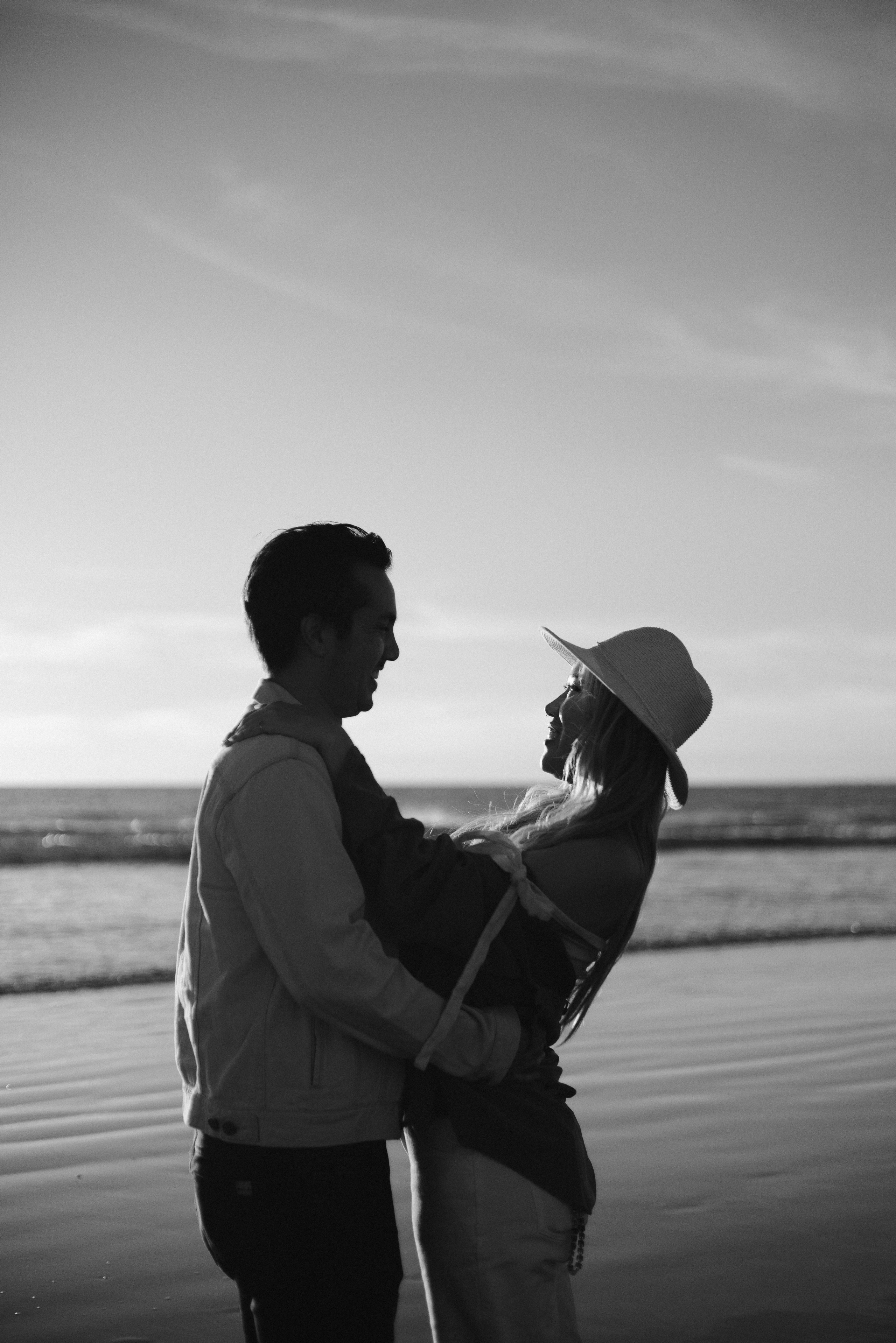 Becca&Brandon | Venice Beach. Photographer in Los Angeles. Julia Ishmuratova