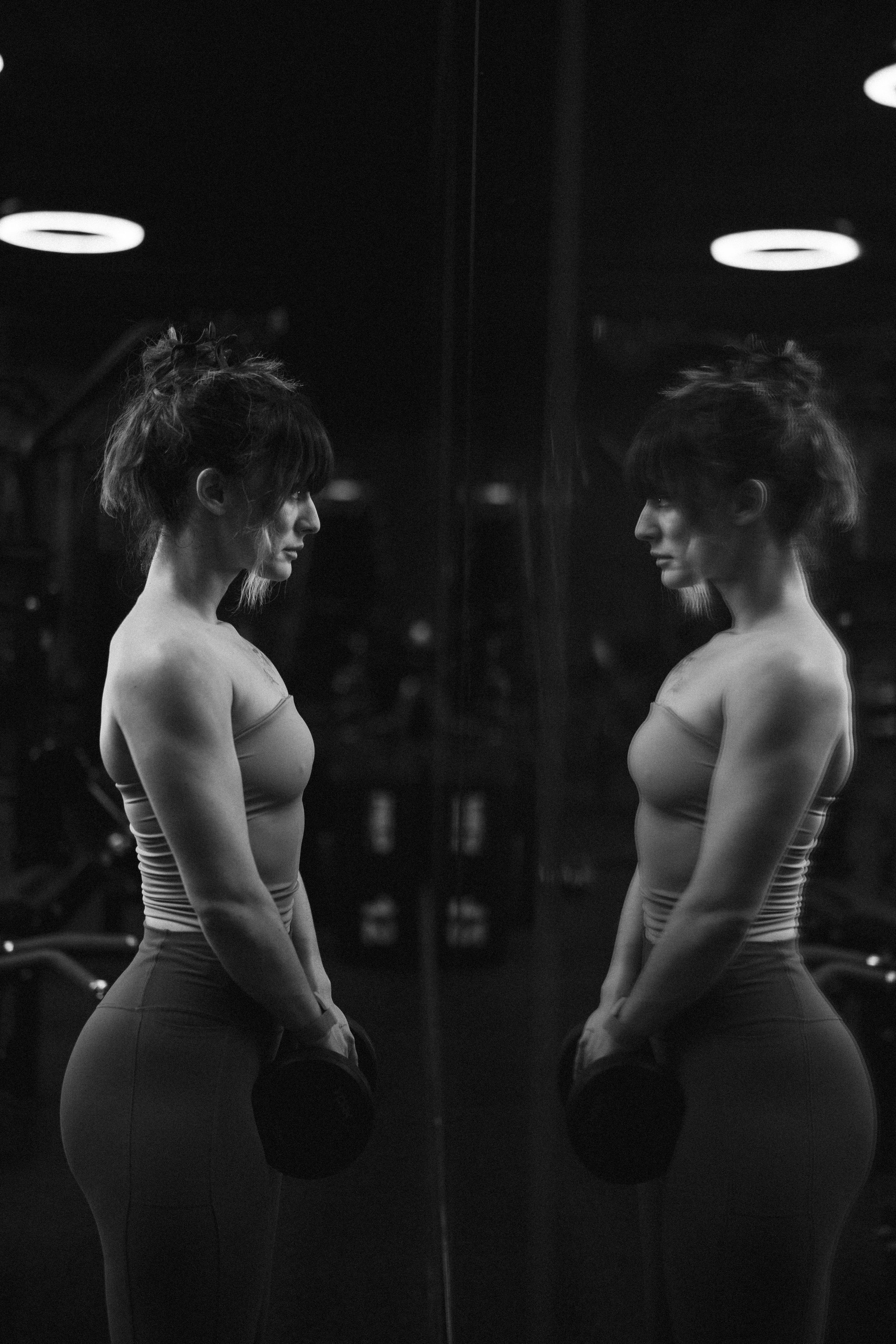 Ari. Gym photoshoot. Portrait, family, maternity & wedding photography & videography in SoCal Kseni Vibe