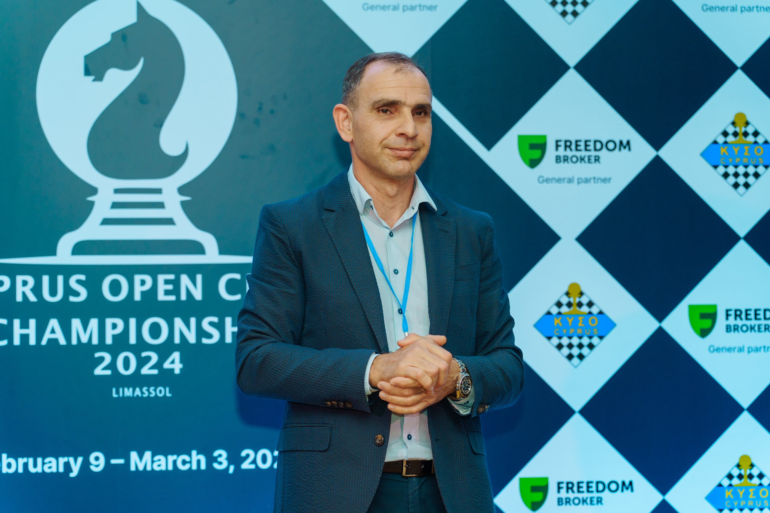 Chess. Photographer in Cyprus