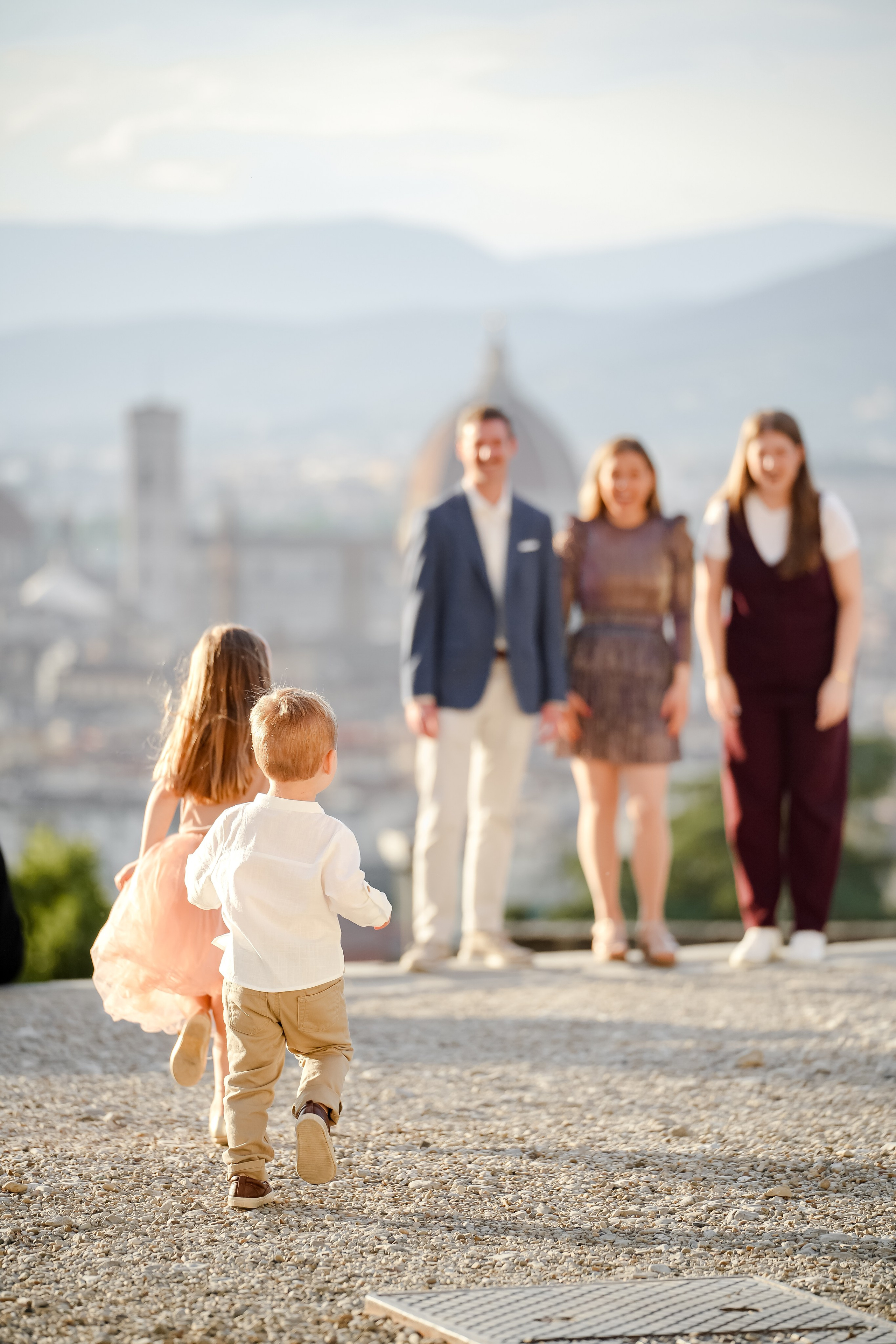 Jessica & Family. Wedding Photographer in Italy