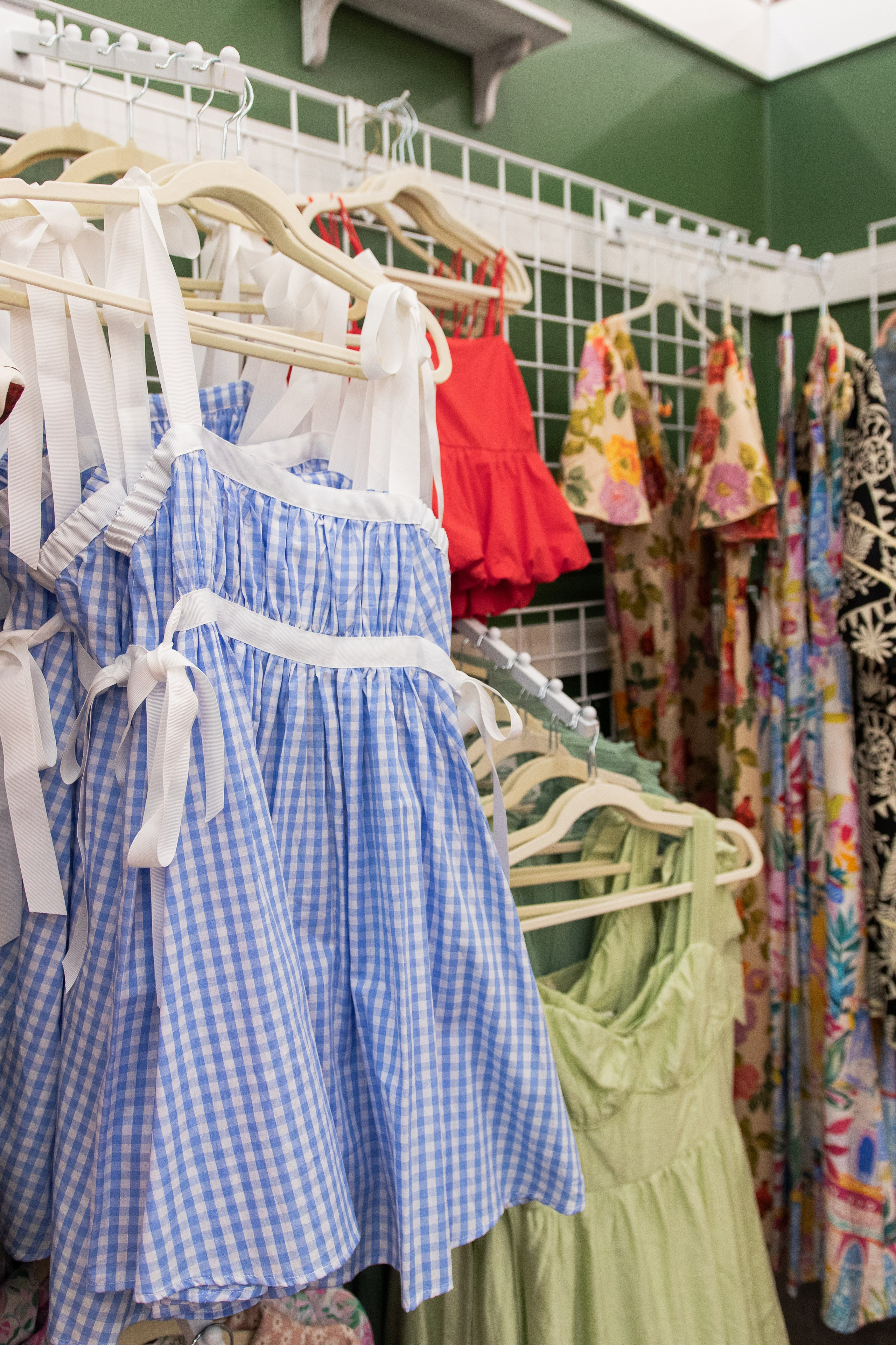 Painted Tree Boutiques fall collection retail photoshoot in Round Rock