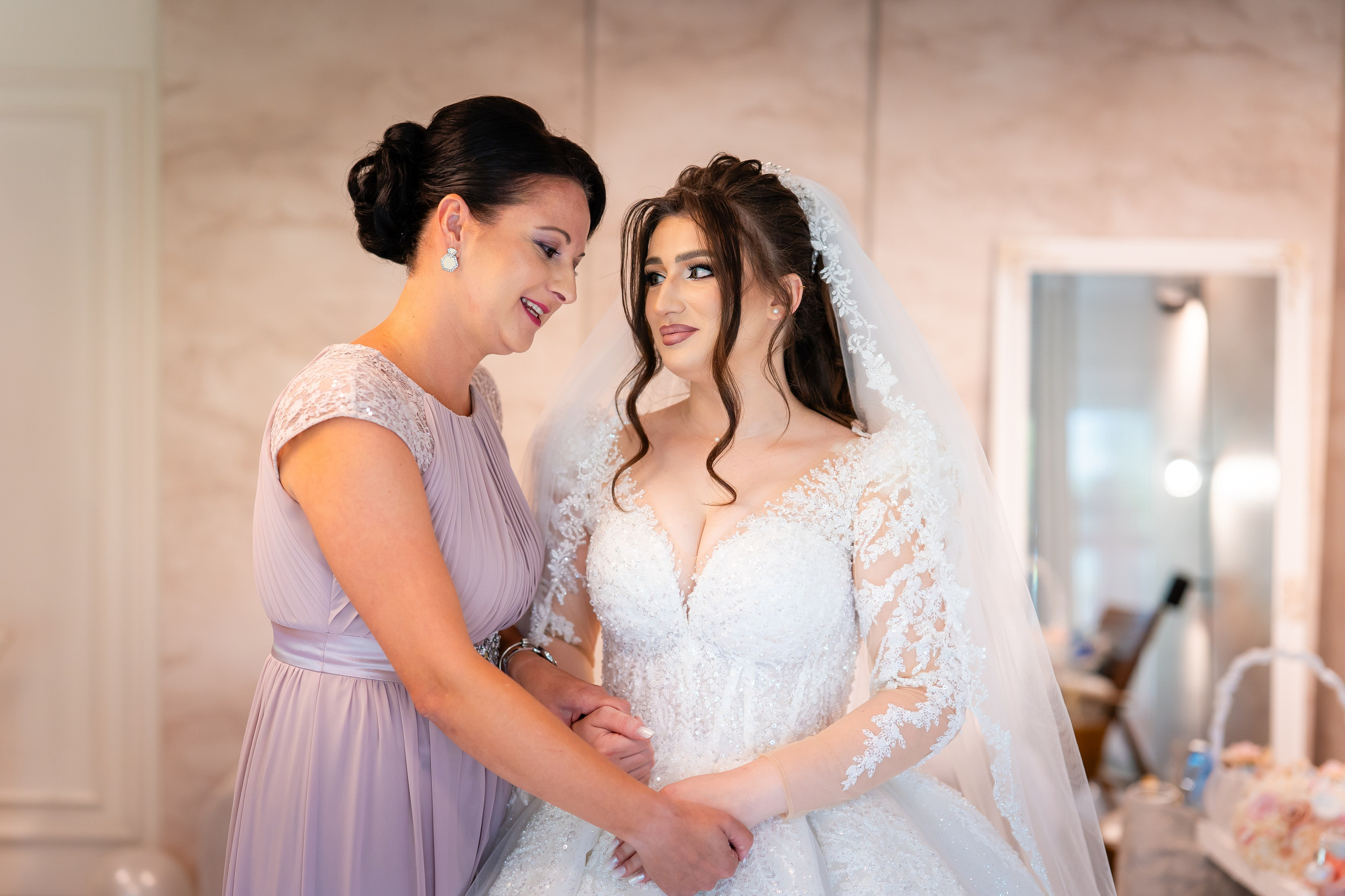 Nunta in mijloc de vara - Anne Marie & Cristian. Fotografi de nunta in Bucuresti, Iulia si Stefan Ovidiu