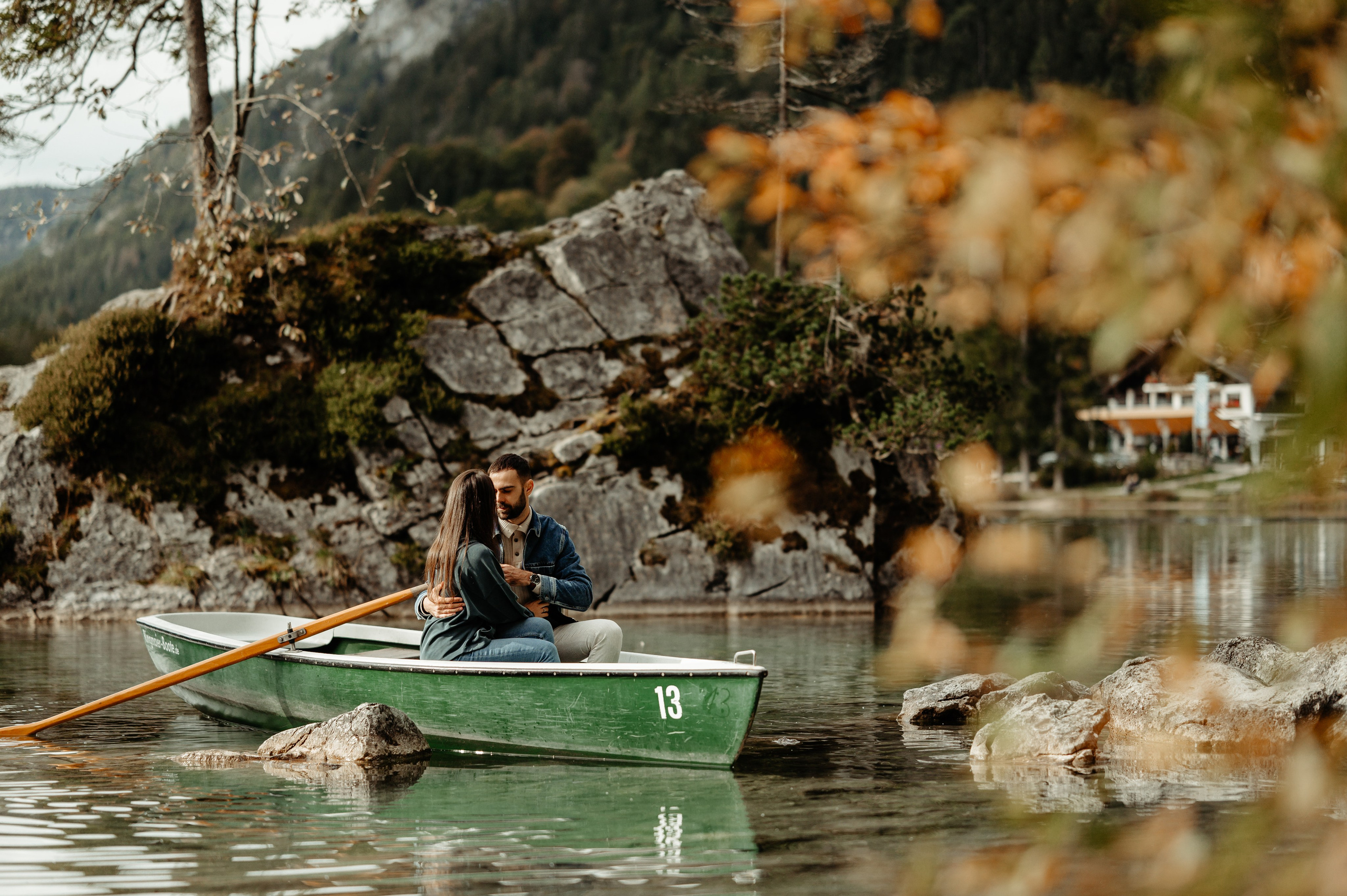 Denis Hanganu din Clanul si sotia lui Raluca, in Hintersee Austria. Proud Vision Weddings | Wedding Photography & Film — Servicii profesionale Foto Video Nunta Iasi