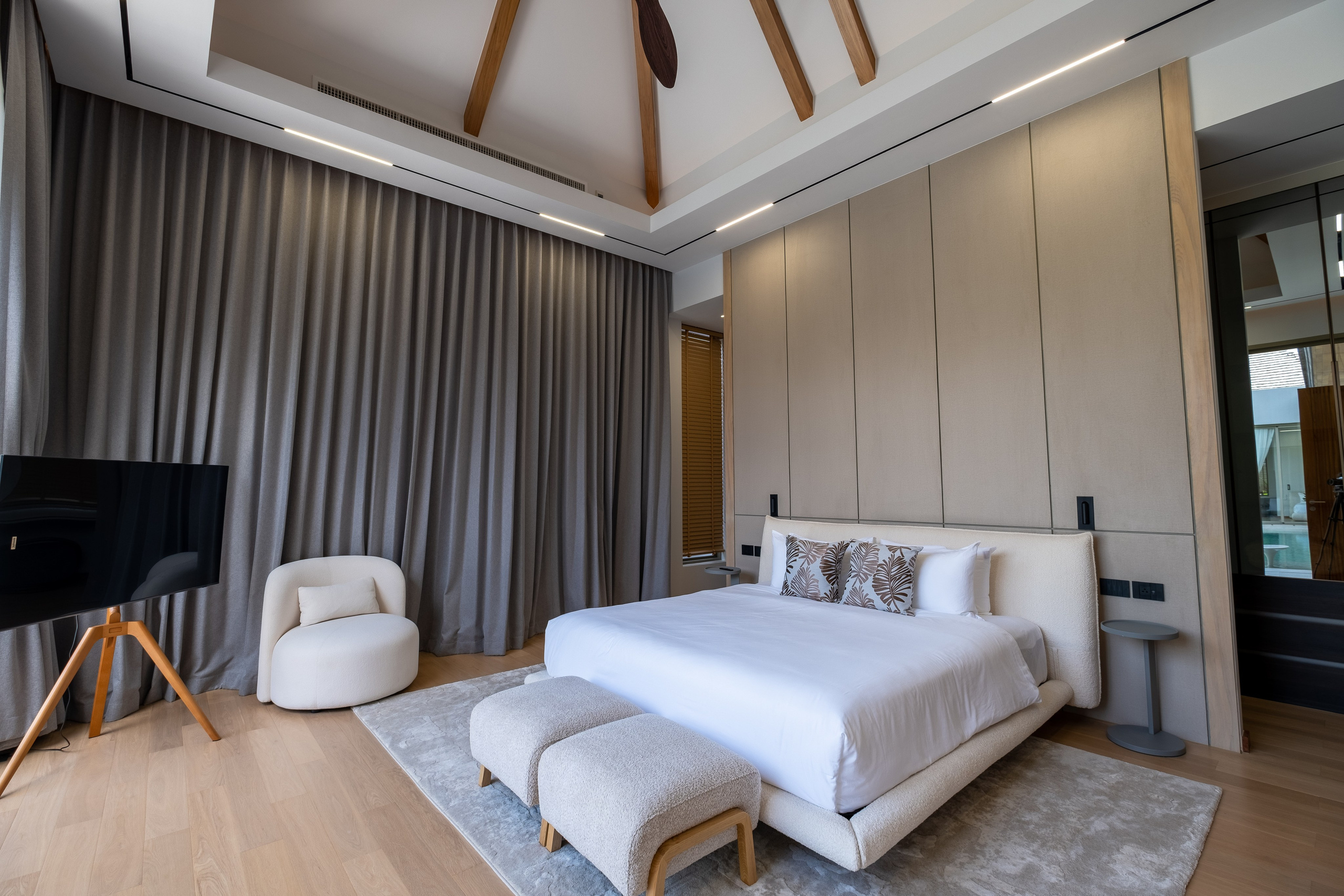 Фотографии интерьеров в формате HDR. Видеограф на Пхукете