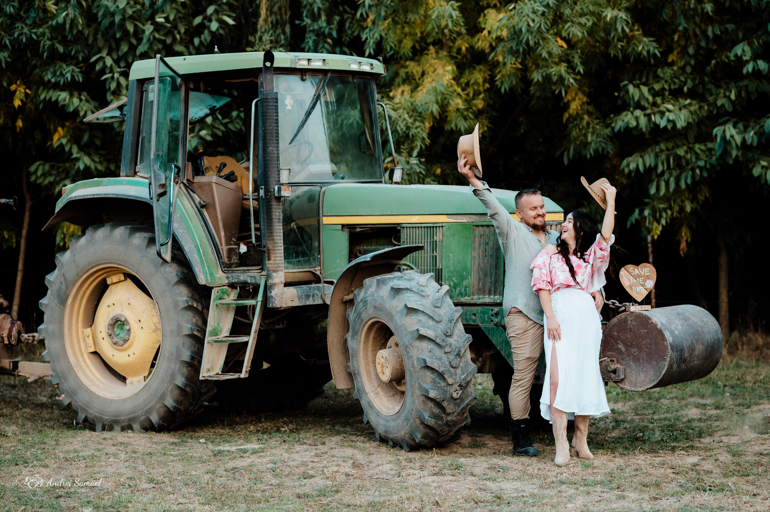 Ema & Vlad. Andrei Samuel – Fotograf București | Evenimente, Studio, Imobiliare, Produs
