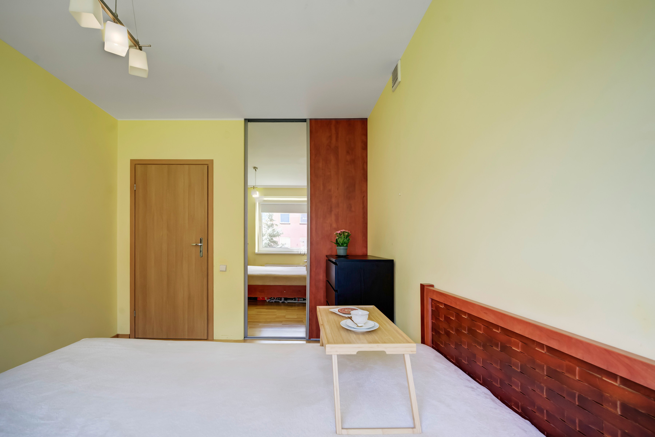 Jonažolių g. 4. Elina Sapiega fotografė Vilniuje