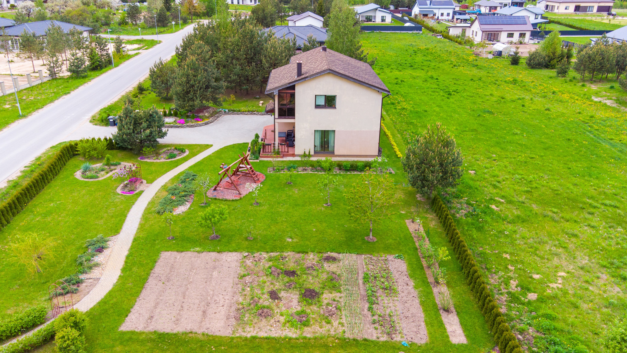 Mickūnai, Pamiškės g. Elina Sapiega fotografė Vilniuje