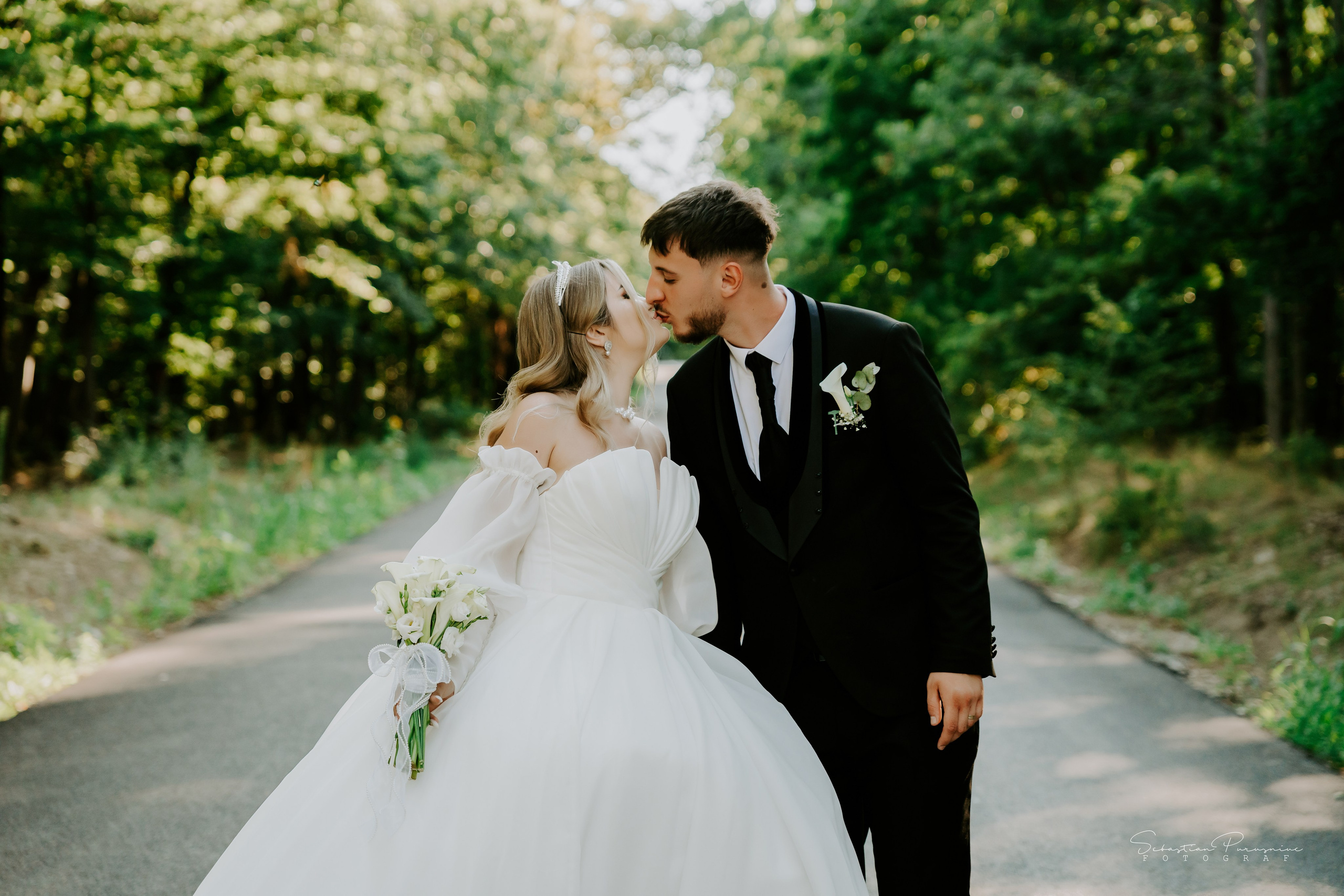 Bianca & Iulian. Sebastian Purusniuc Fotograf - Iasi