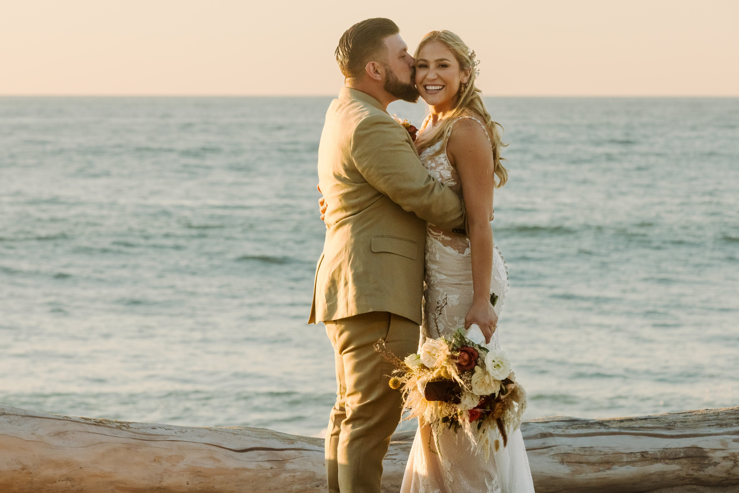 WEDDING PHOTOS. Wedding Photographer and Filmmaker in Guadalajara Mexico Abraham Linares