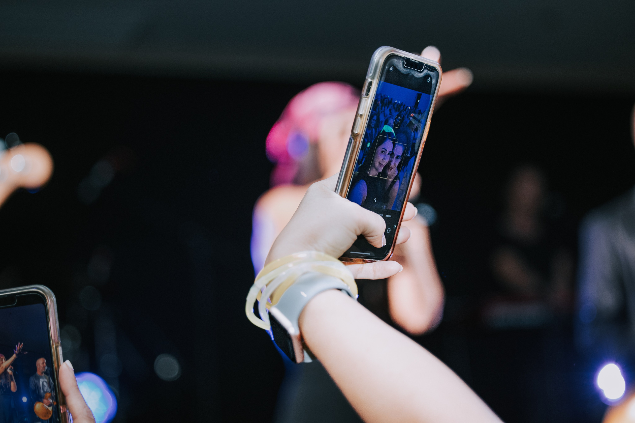 Pfizer. AMIR BUCHNIK PHOTOGRAPHER