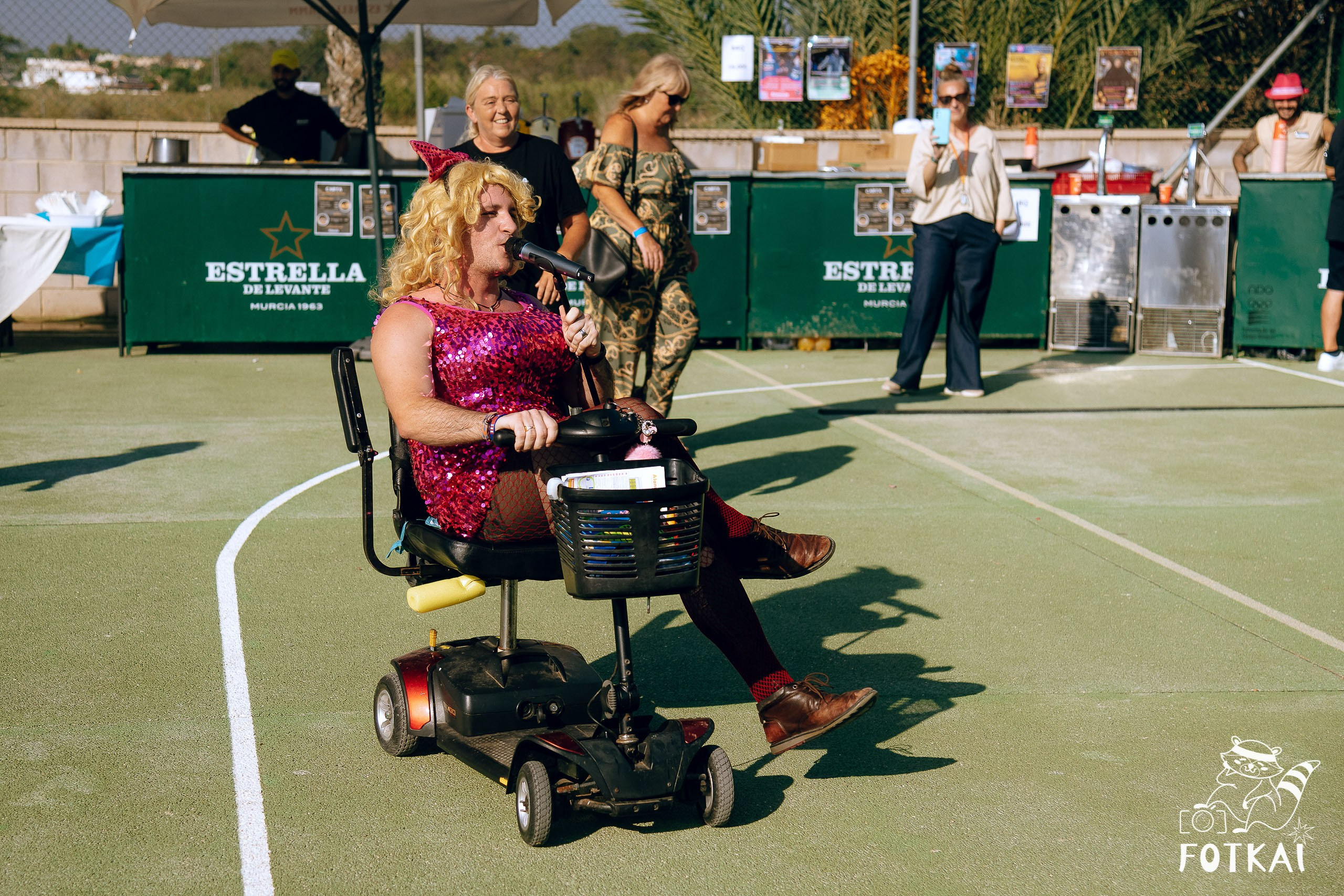 Autumn Gold Fiesta 2025 en Alannia Guardamar – Reportaje fotográfico | FOTKAI