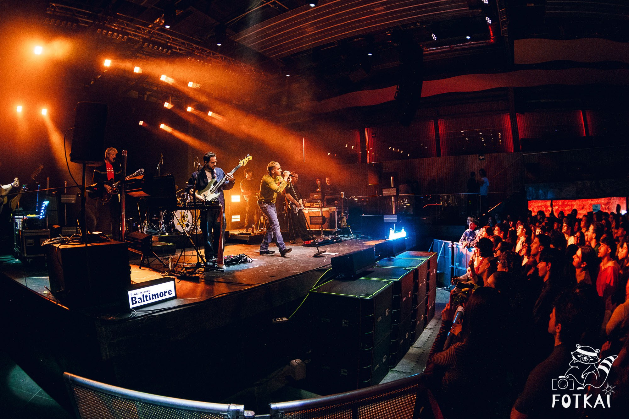 Barry B en Alicante 13 de febrero 2026: concierto épico de pop alternativo y energía en vivo | FOTKAI