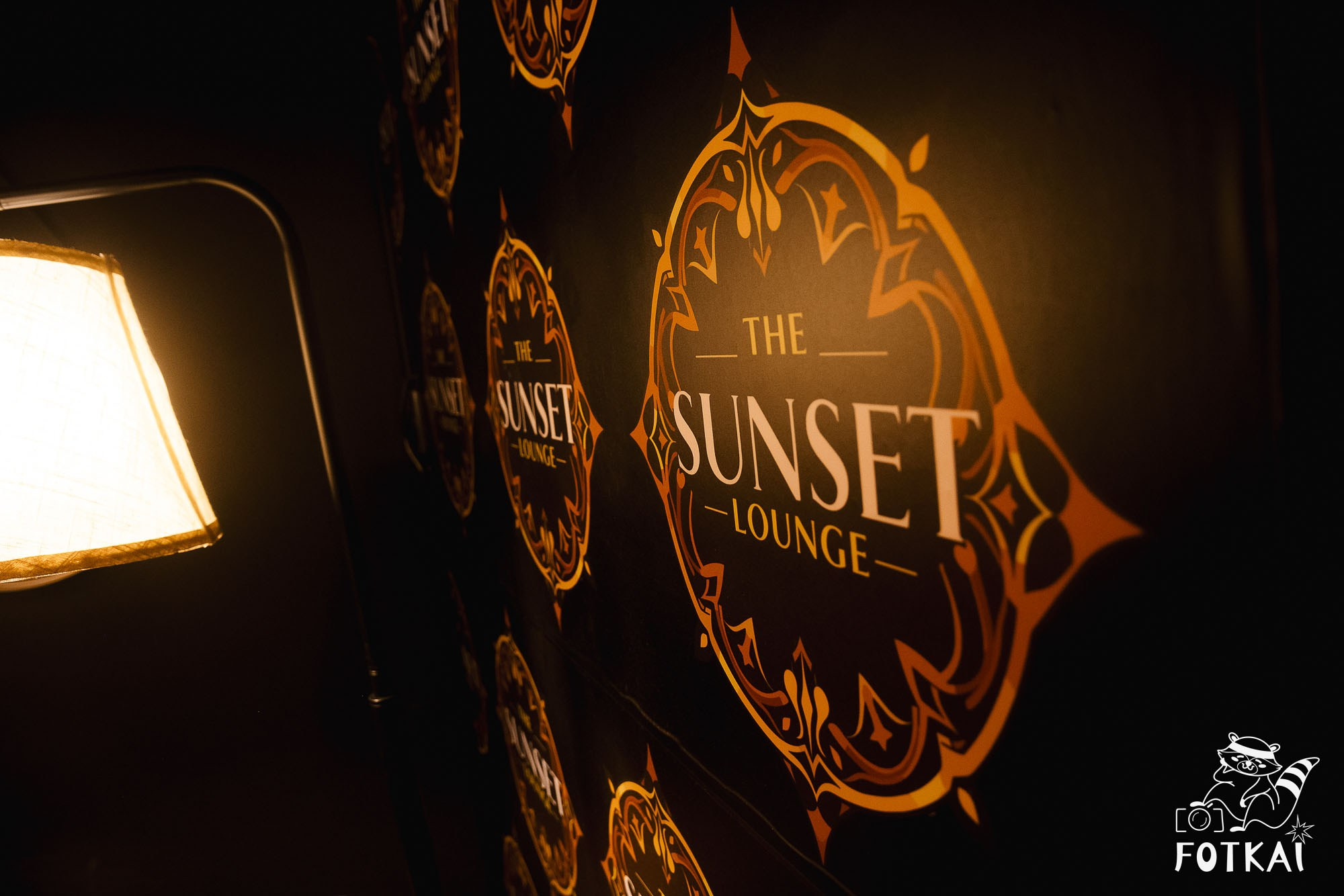 The Sunset Lounge Bar: Reportaje fotográfico 30.04.2026 | FOTKAI