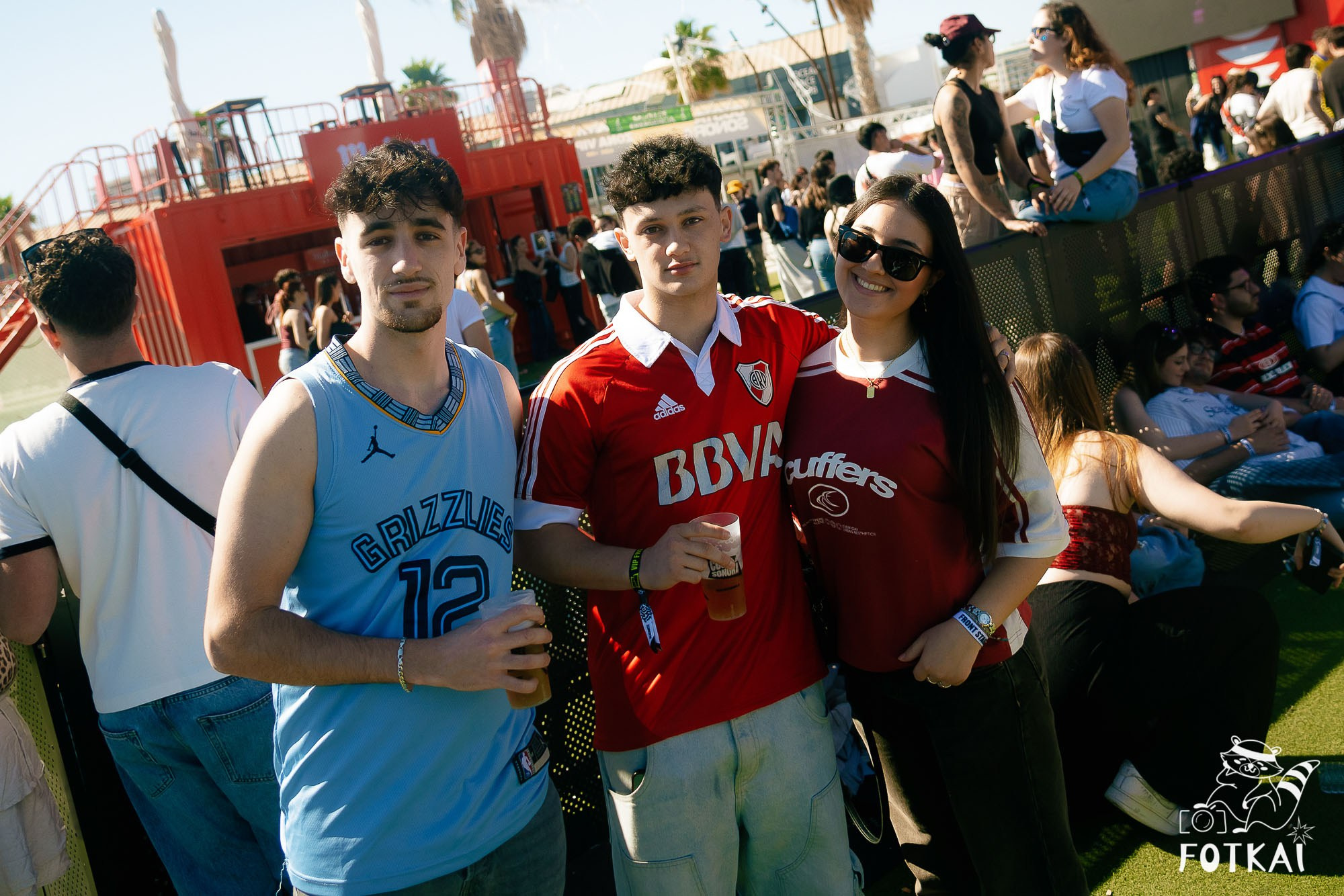 Fotos Costa Sonora 2026 Alicante Día 2 — busca tu foto y encuentra amigos del festival | FOTKAI