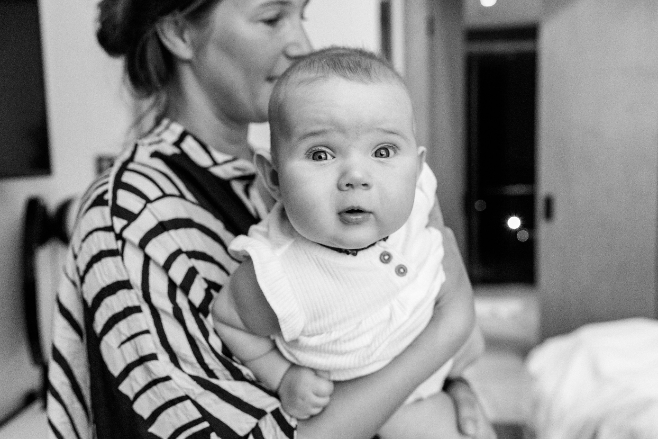 Alena’s family. Professional Photographer Abu Dhabi, Dubai — Yulia Ismoilova | 2025