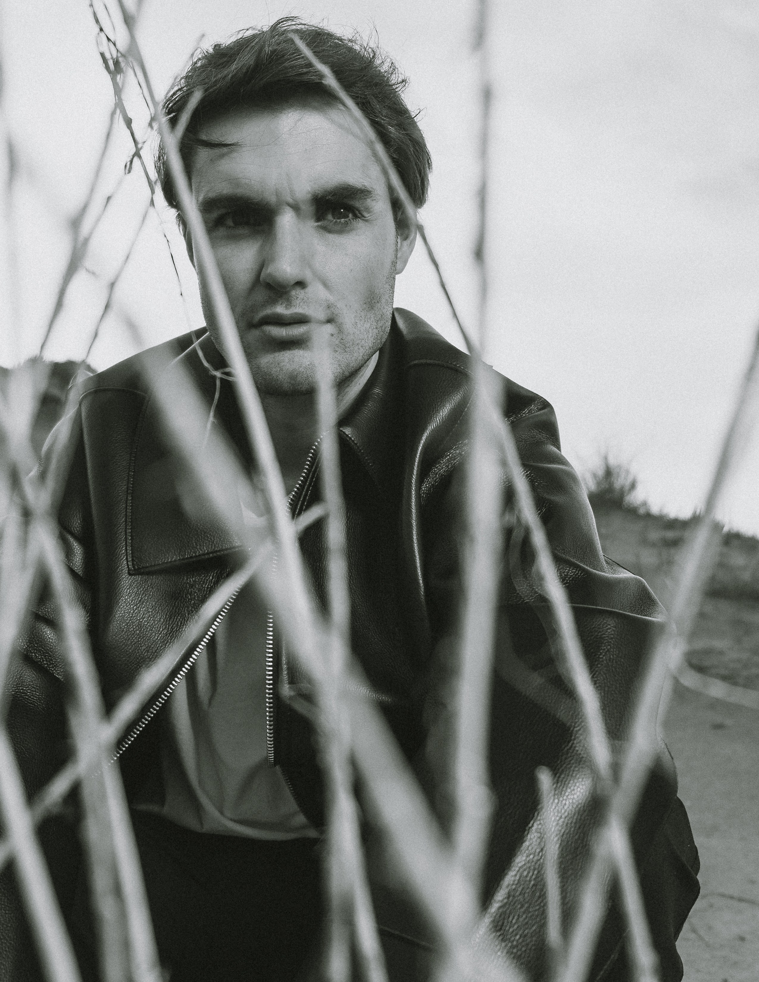 Фотосессия для актера Jaime Medina в дюнах — фотограф Андрей Луковников, Испания (Гуардамар, Аликанте, Торревьеха)