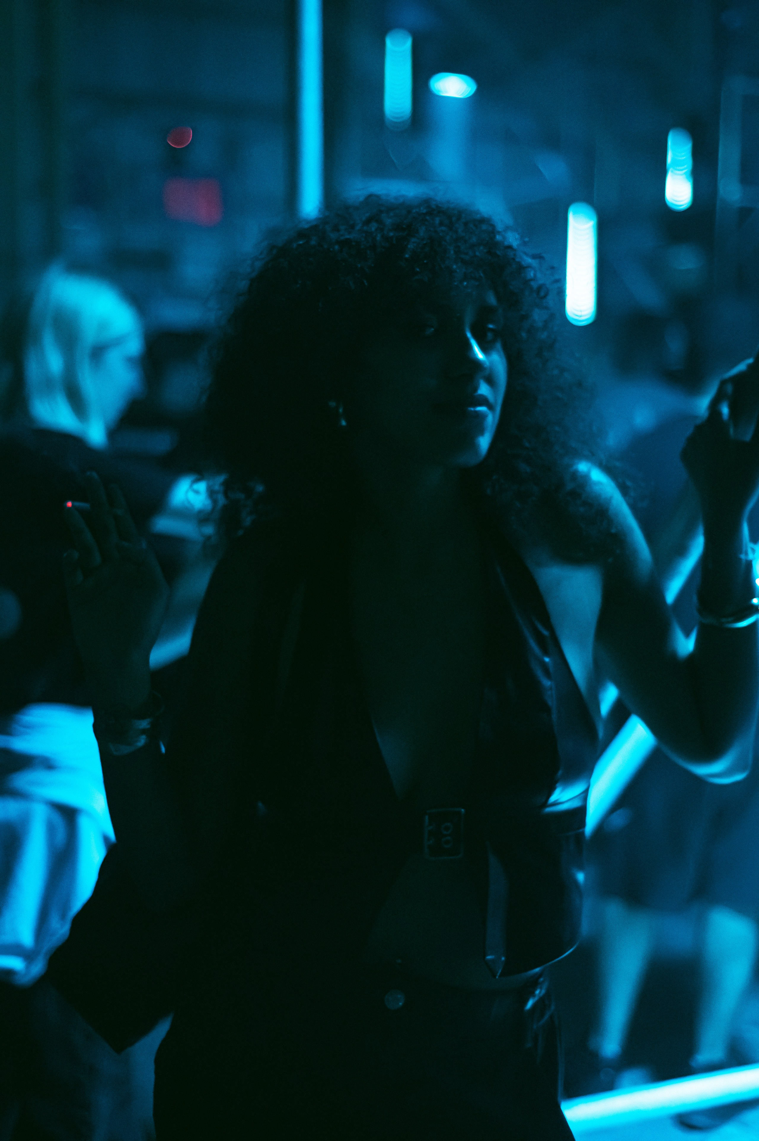 NIGHTLIFE. Versoluna