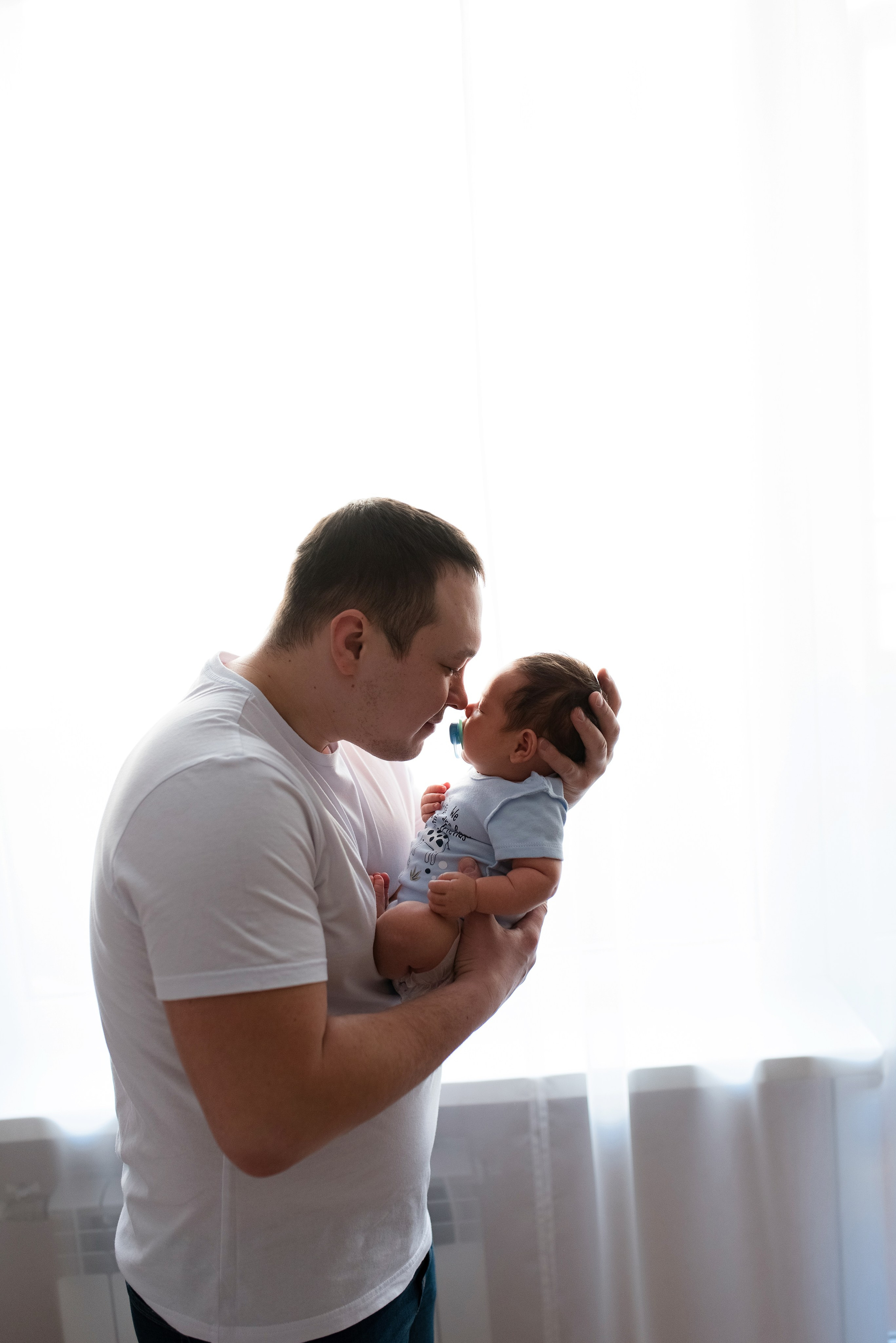 Lifestyle. In-home newborn photography Raleigh & area Katya Kulikova