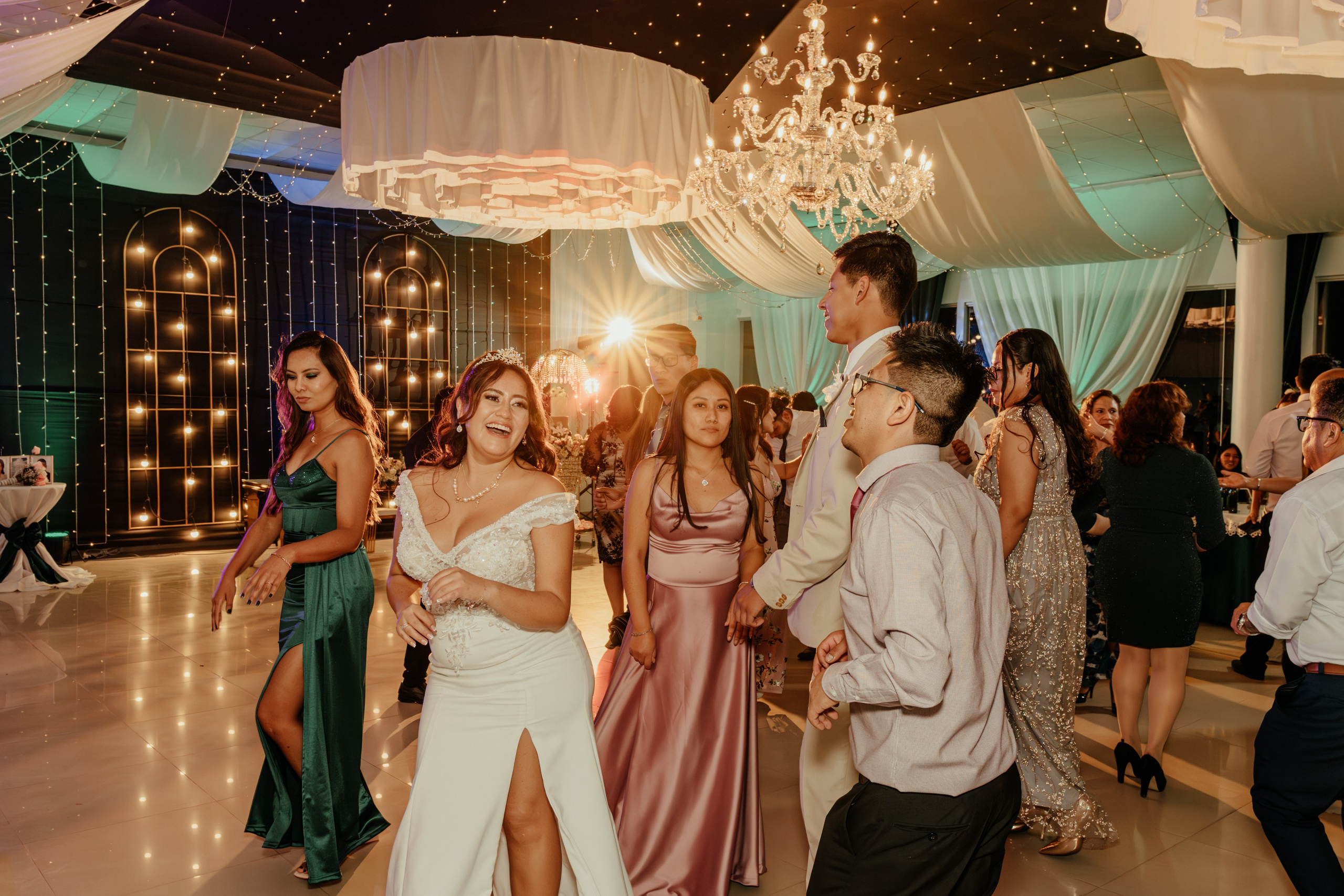 ANGIE + MANUEL BODA RELIGIOSA. Studio KVTA | Fotografía y Video de Bodas en Arequipa