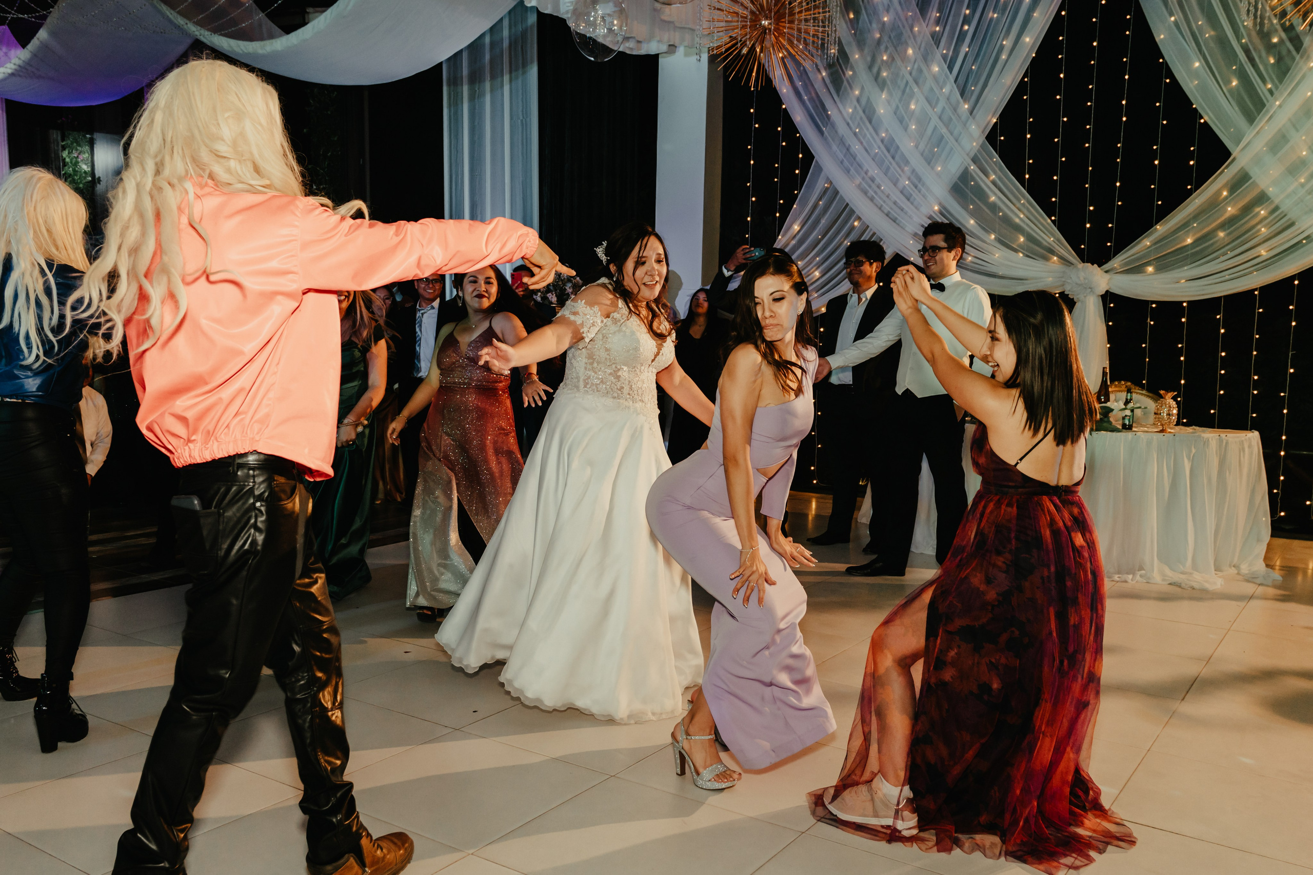 VANIA + LUIS BODA CIVIL. Studio KVTA | Fotografía y Video de Bodas en Arequipa