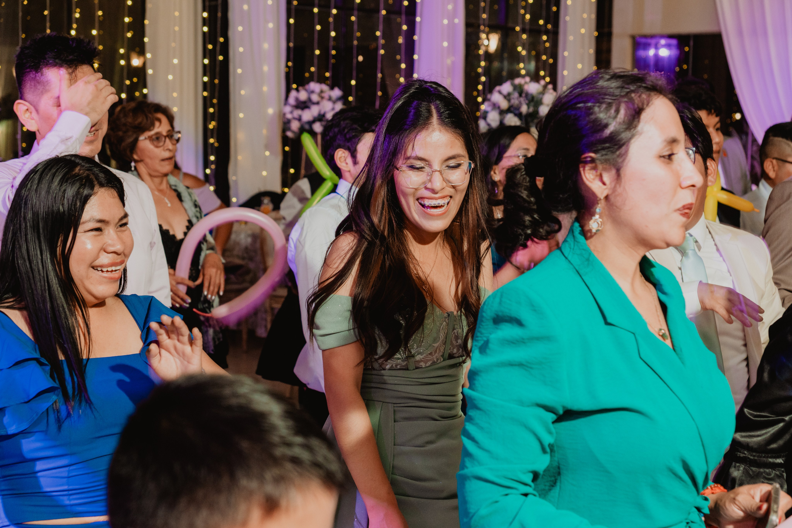 FERNANDO + MARIBEL | BODA RELIGIOSA. Studio KVTA | Fotografía y Video de Bodas en Arequipa