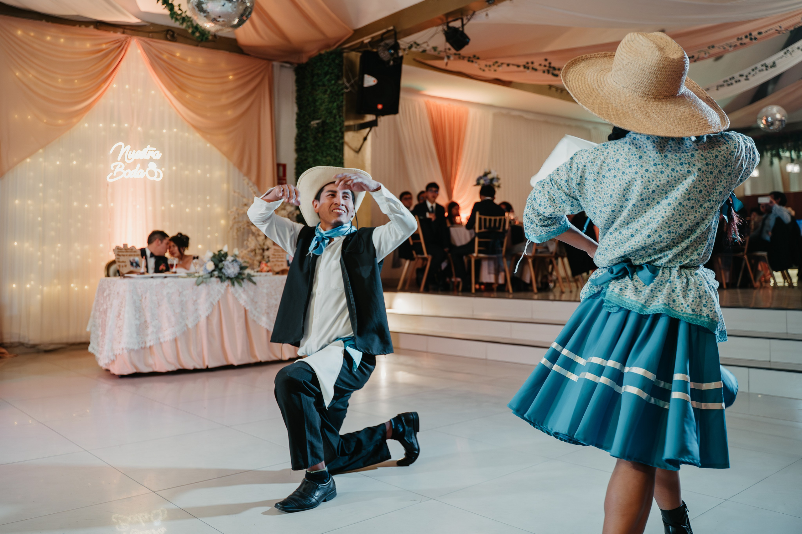 ALEJANDRA + RODRIGO BODA RELIGIOSA. Studio KVTA | Fotografía y Video de Bodas en Arequipa