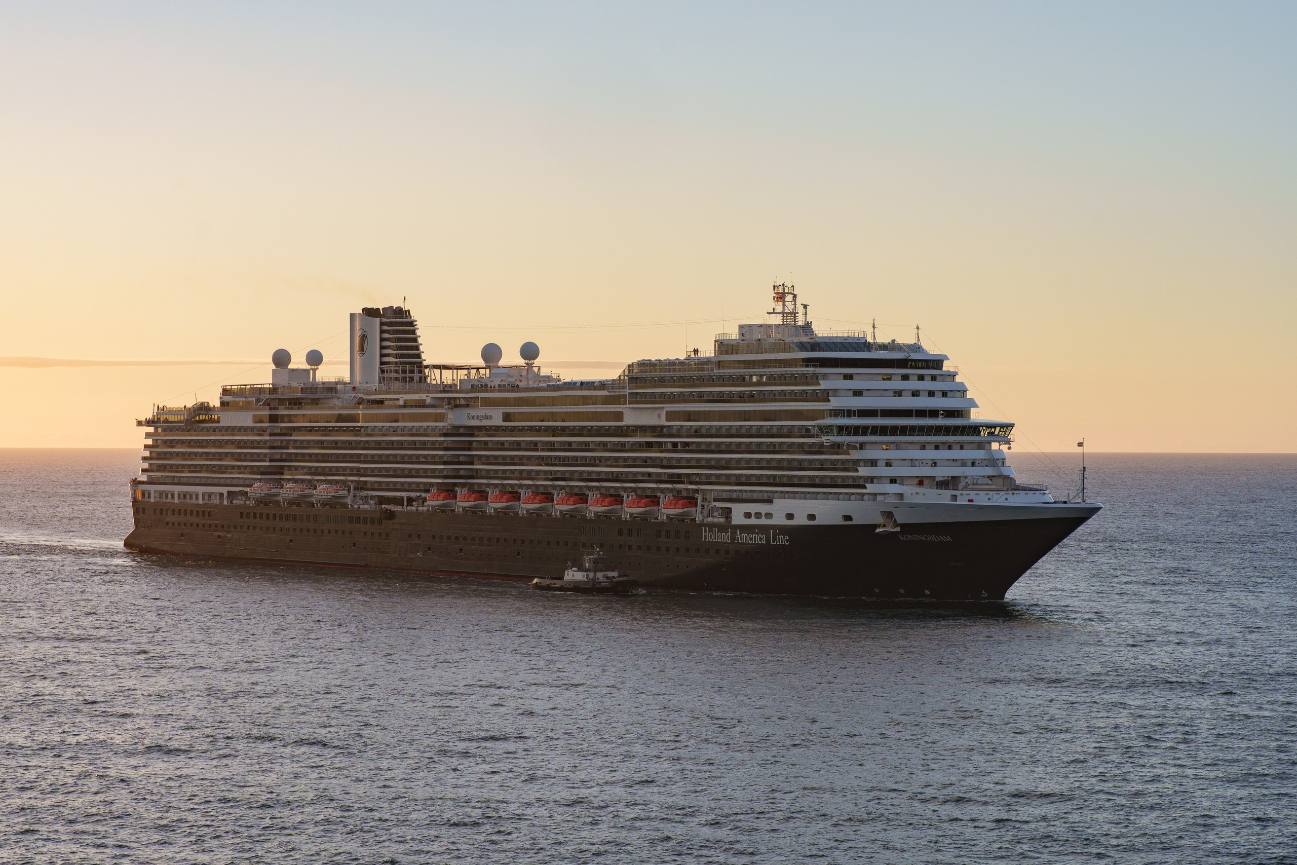 SHIPS. Awards winning photographer in Kauai, Hawaii