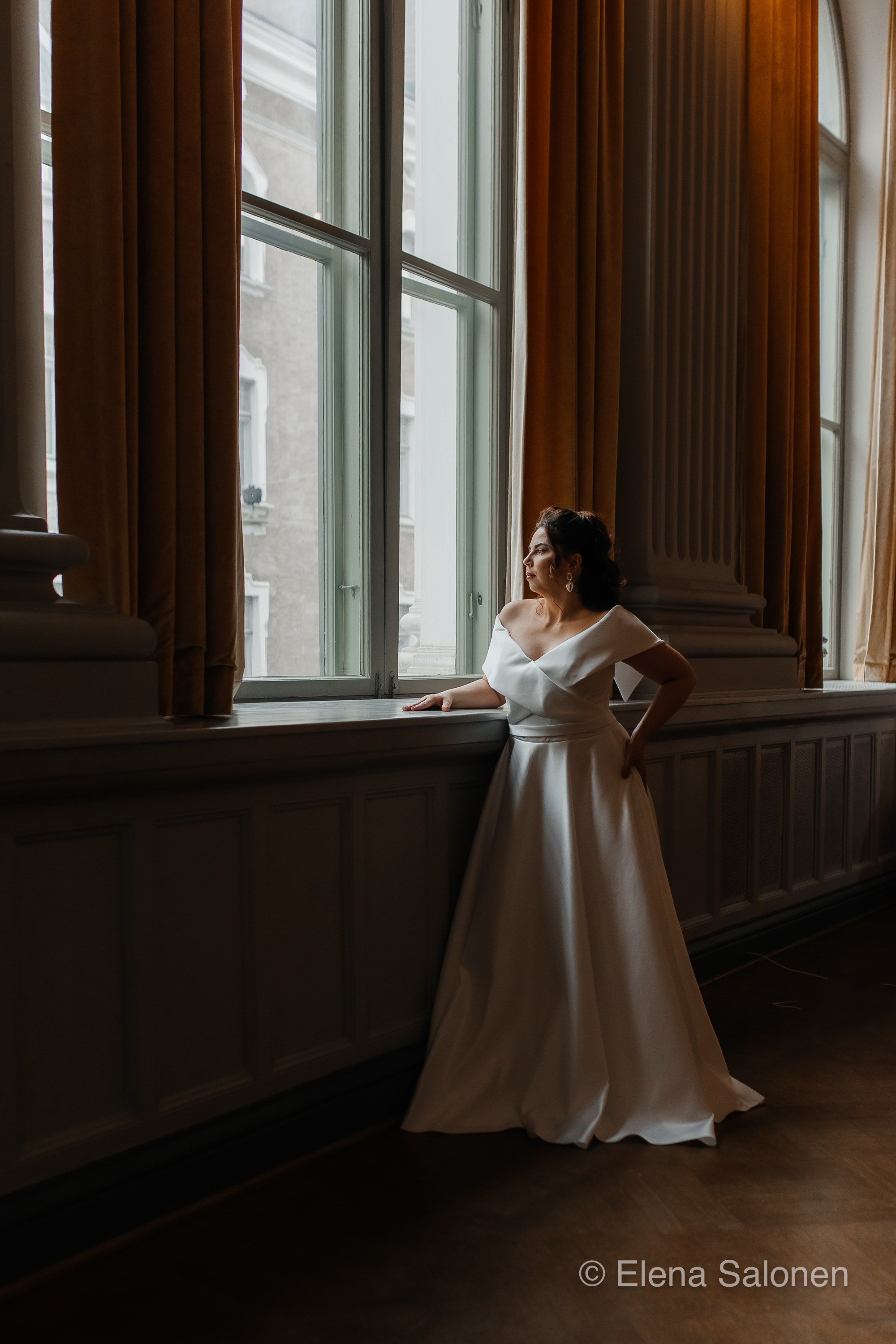 Iso hääkuvaus Helsingissä. Valokuvaaja Lahti, Helsinki Elena Salonen