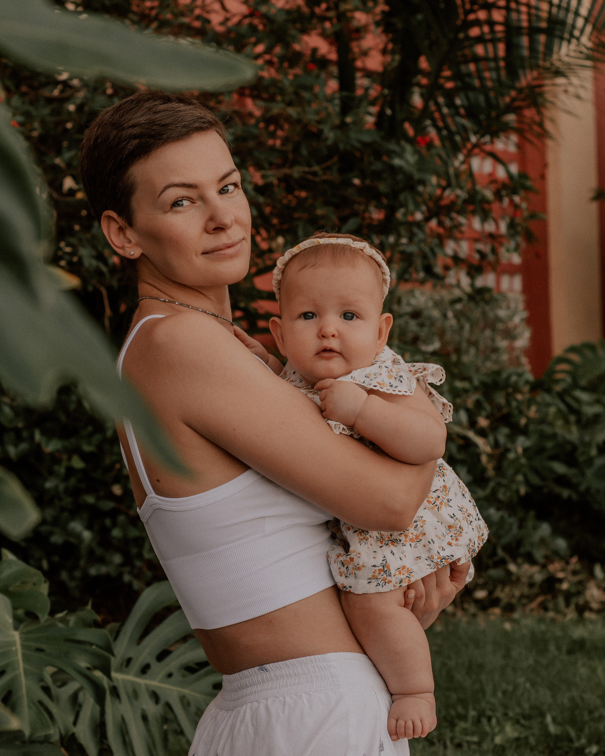 Family photography Yulia and Sonya. Professional portrait photographer in Los Angeles | Axenia Haritonova